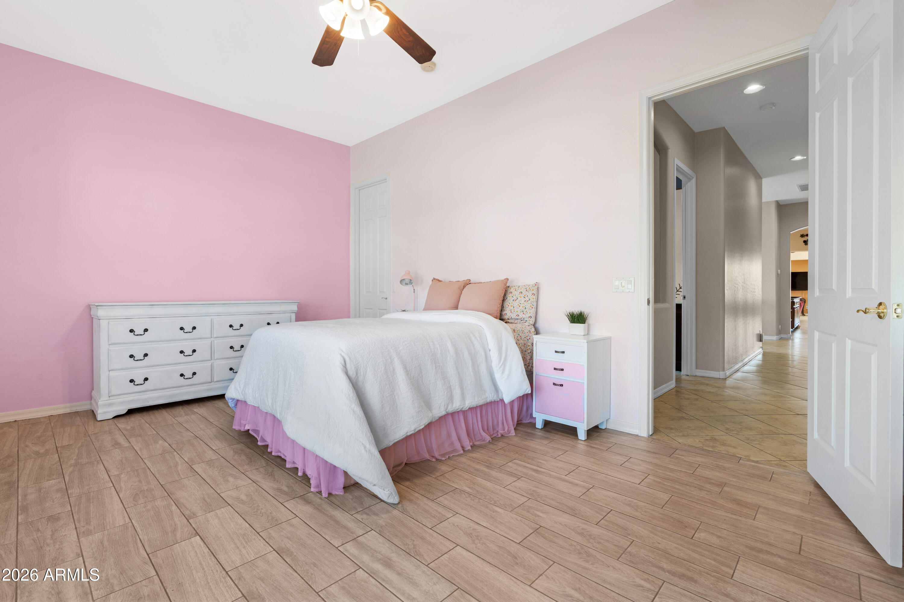 DREAMING SUMMIT UNIT 3B - Residential