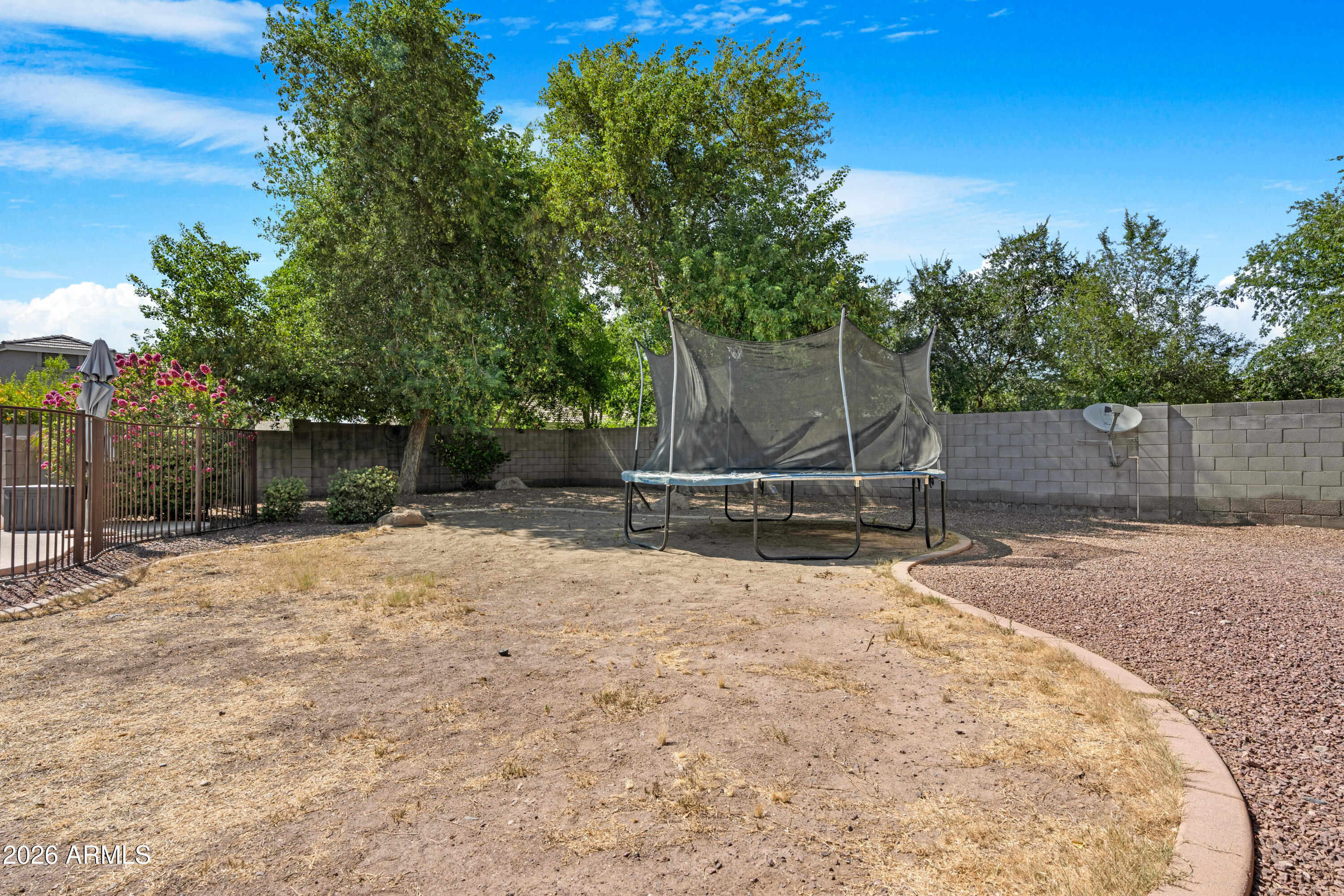 DREAMING SUMMIT UNIT 3B - Residential