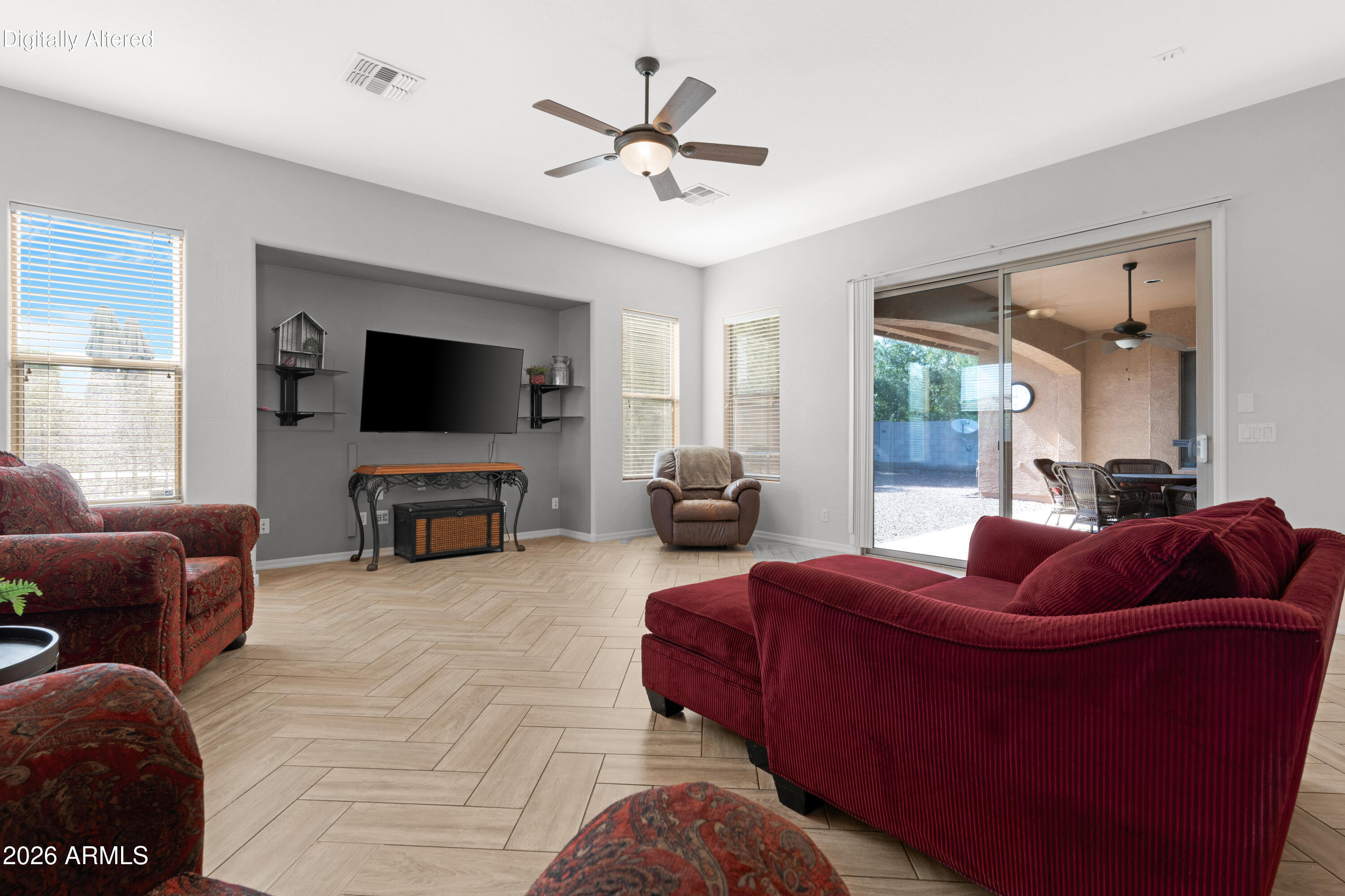 DREAMING SUMMIT UNIT 3B - Residential