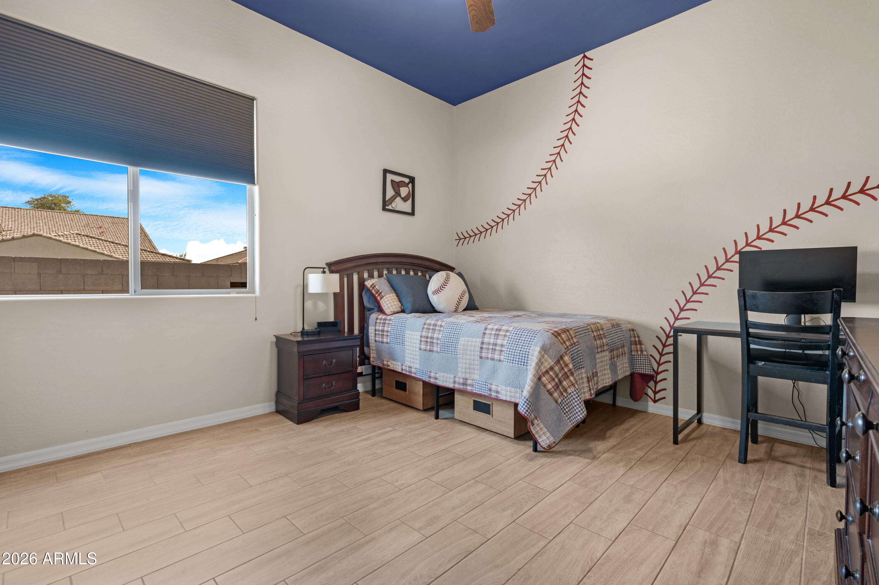 DREAMING SUMMIT UNIT 3B - Residential