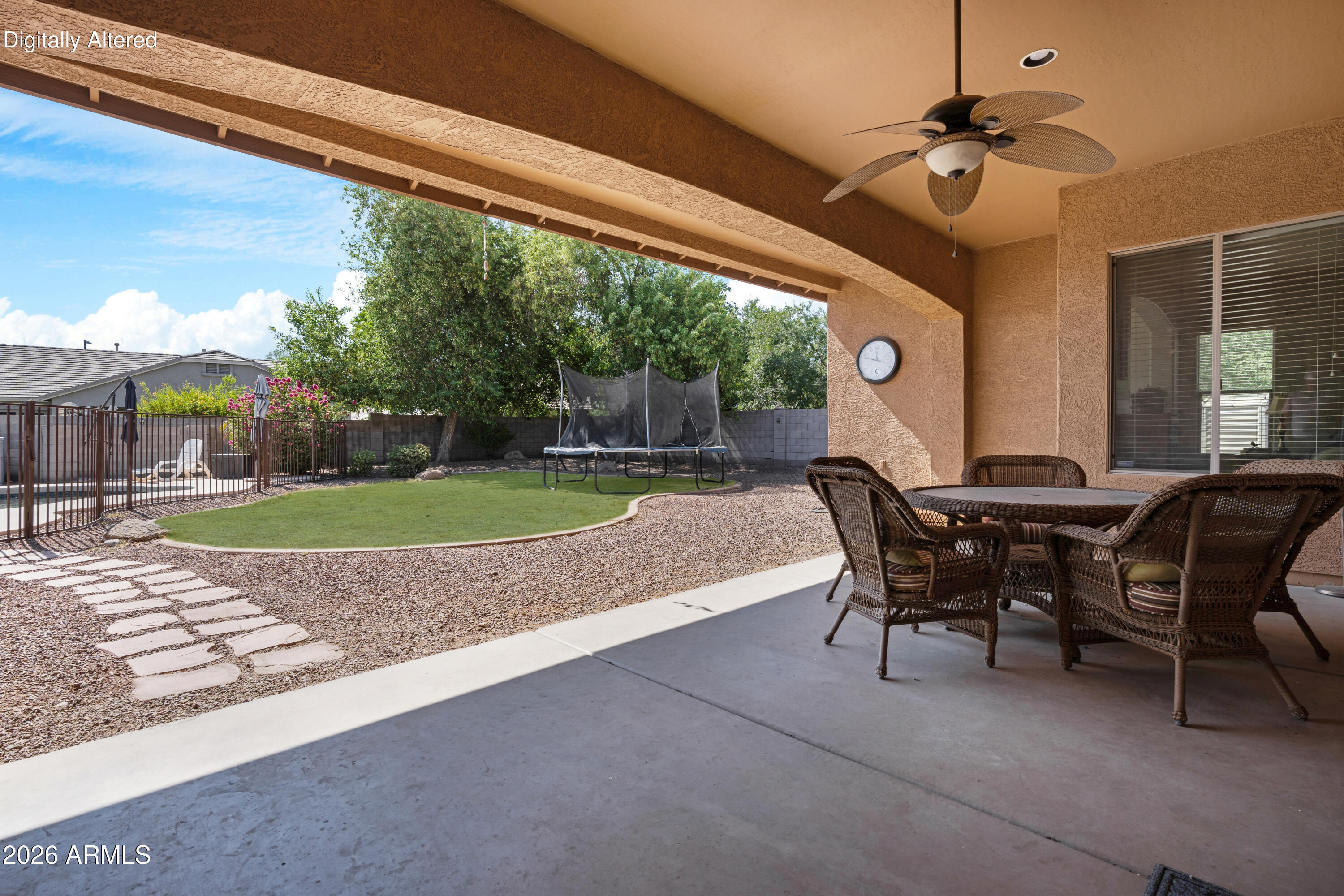 DREAMING SUMMIT UNIT 3B - Residential