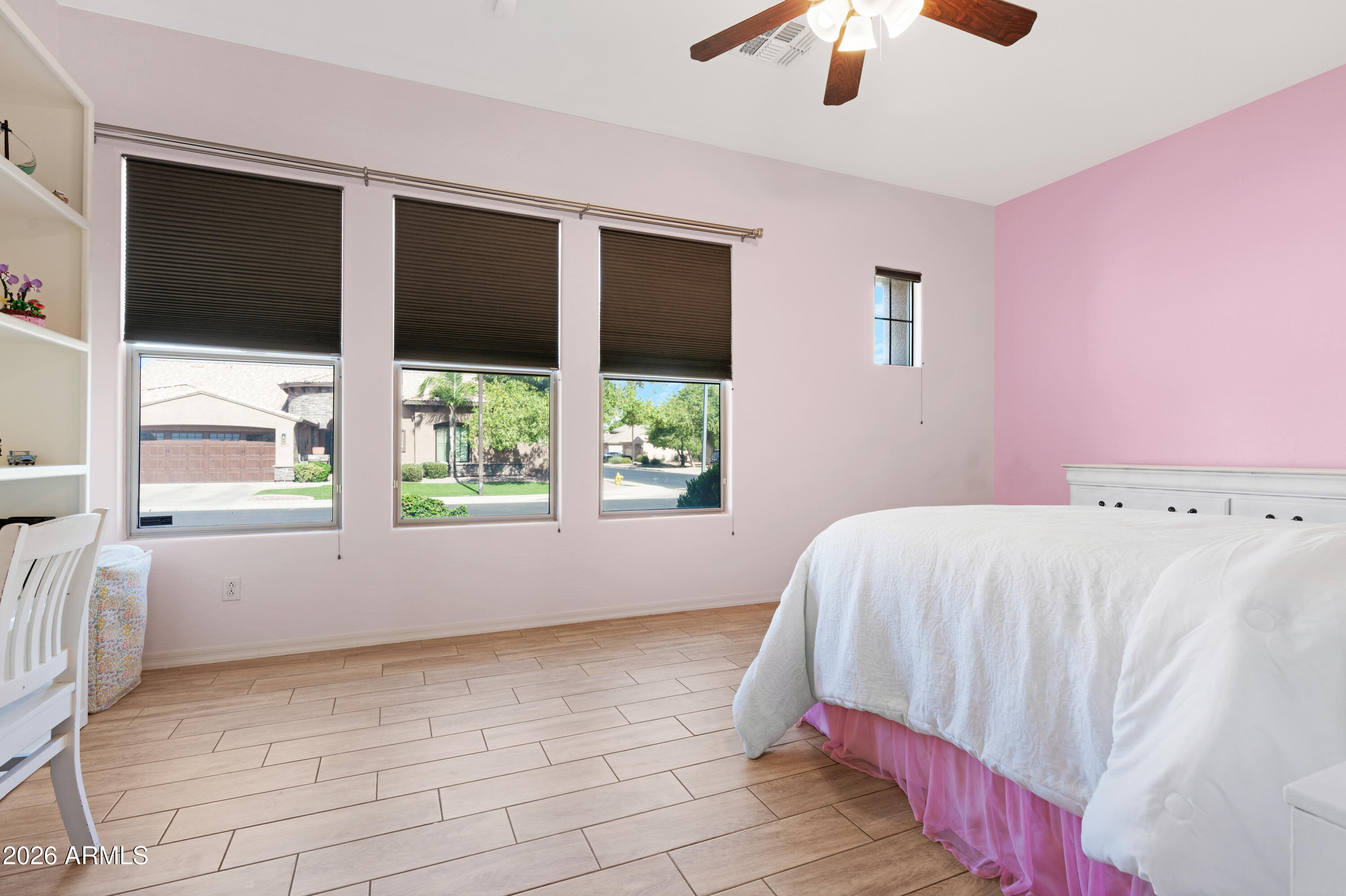 DREAMING SUMMIT UNIT 3B - Residential