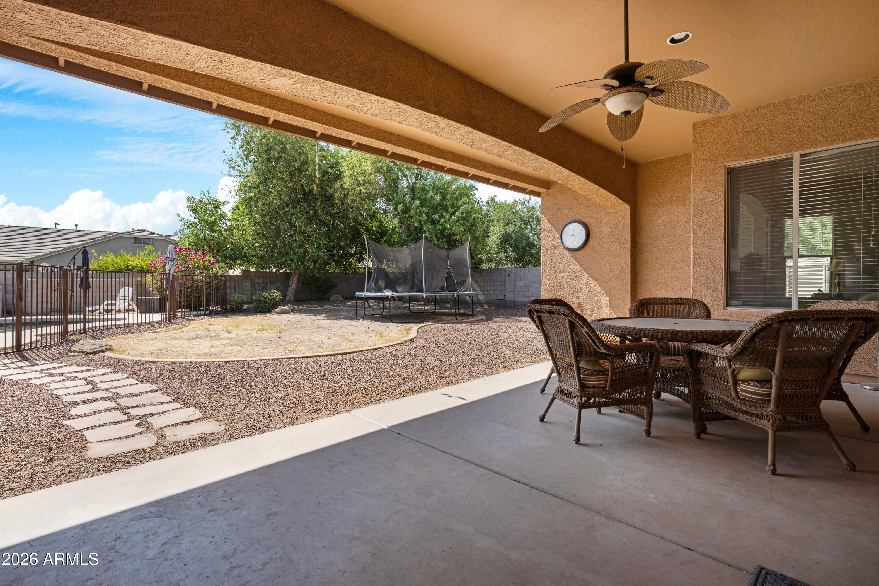 DREAMING SUMMIT UNIT 3B - Residential