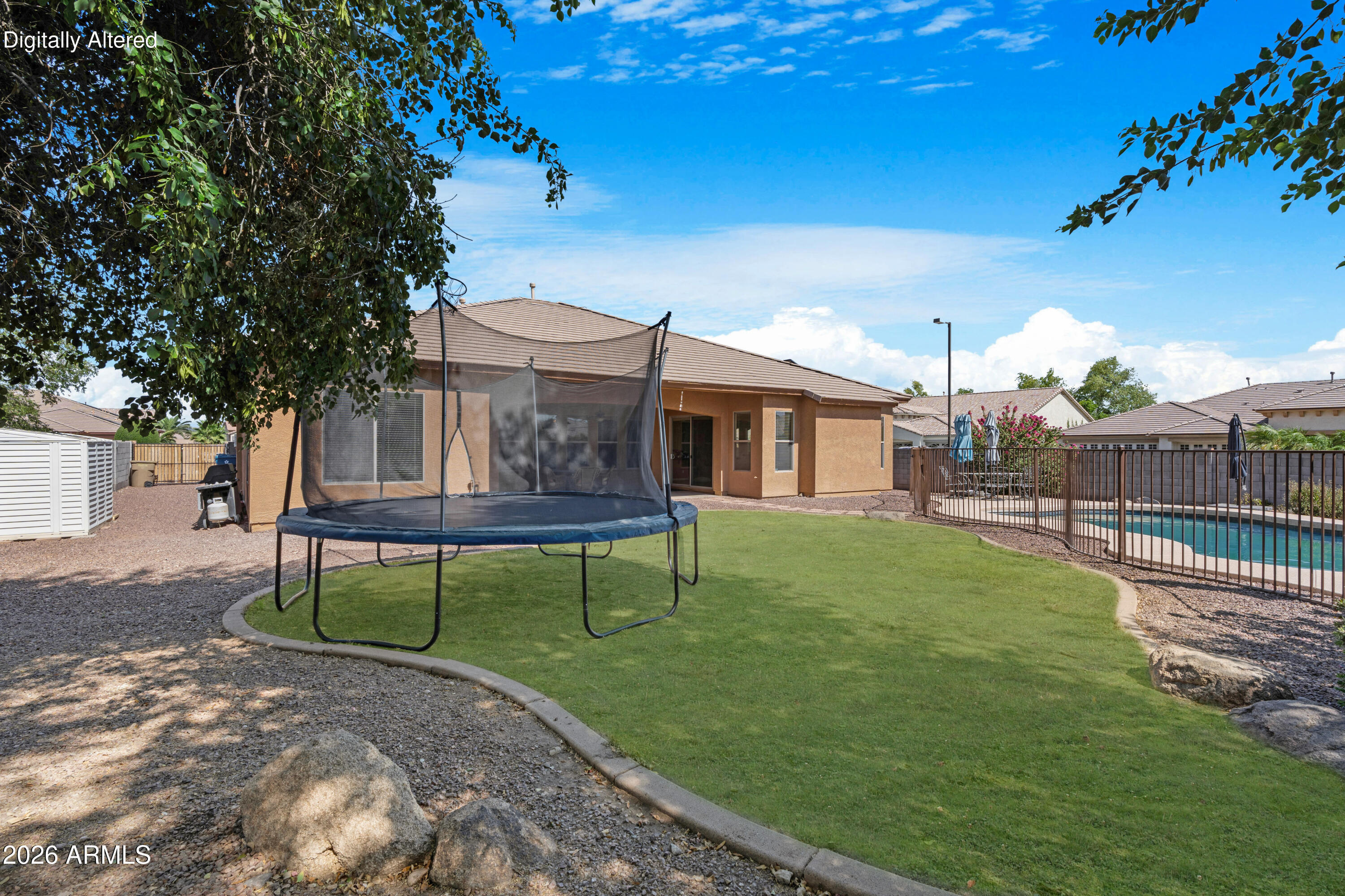 DREAMING SUMMIT UNIT 3B - Residential