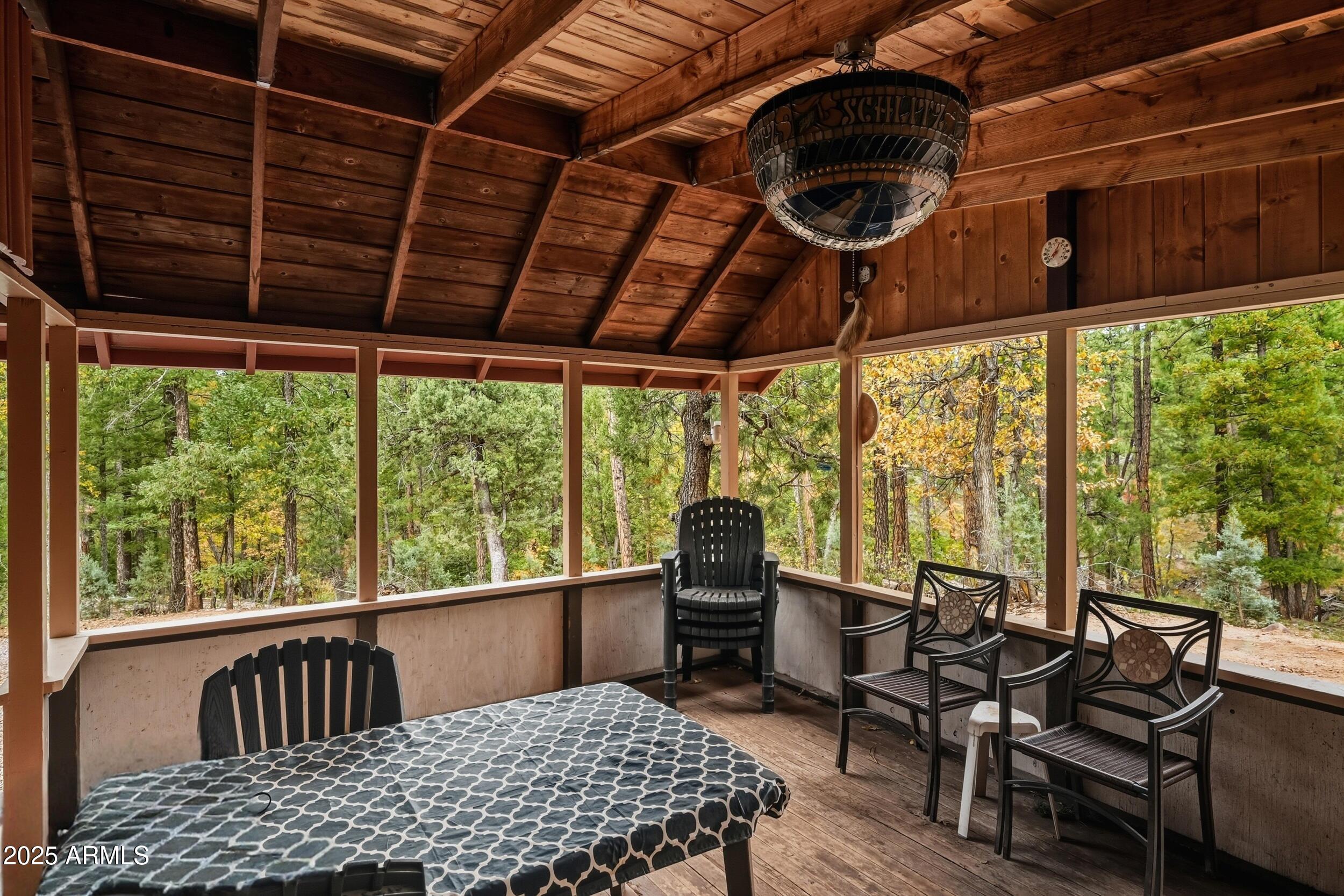 SEE CANYON HOMES - Residential