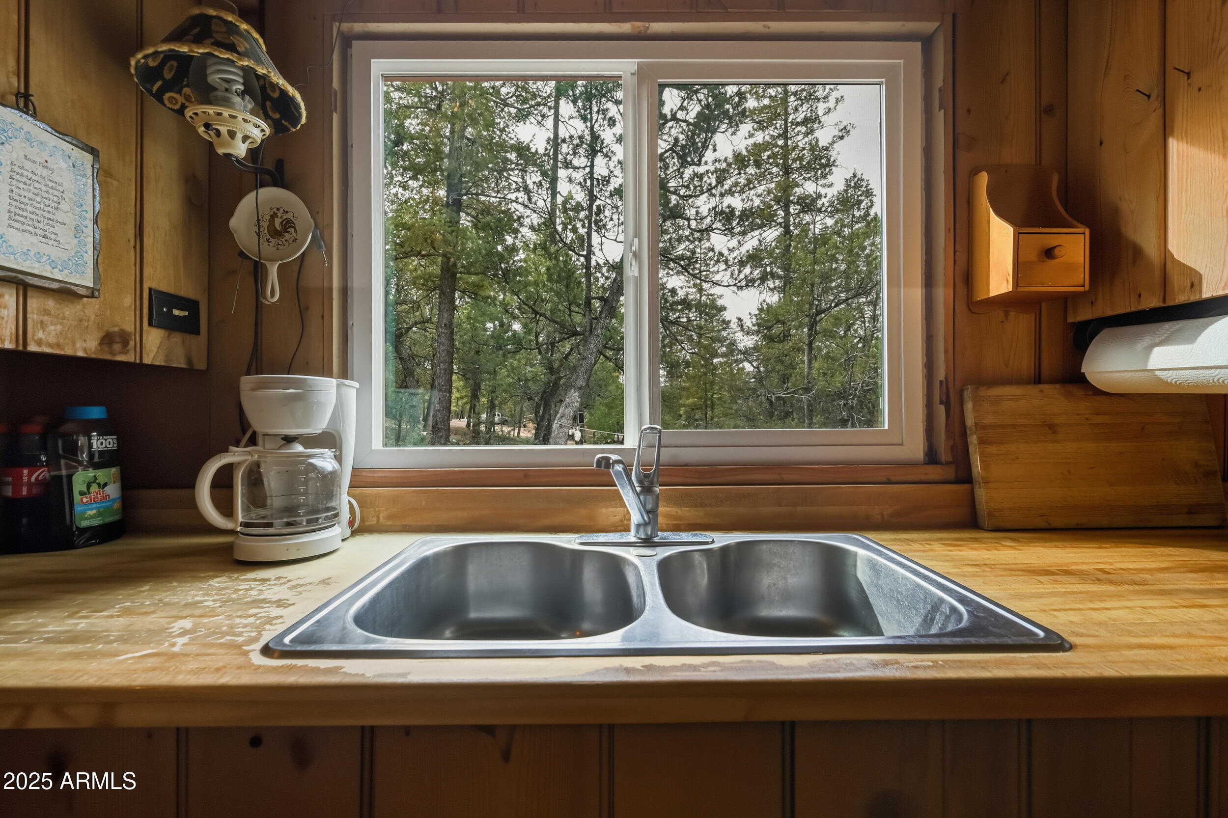SEE CANYON HOMES - Residential