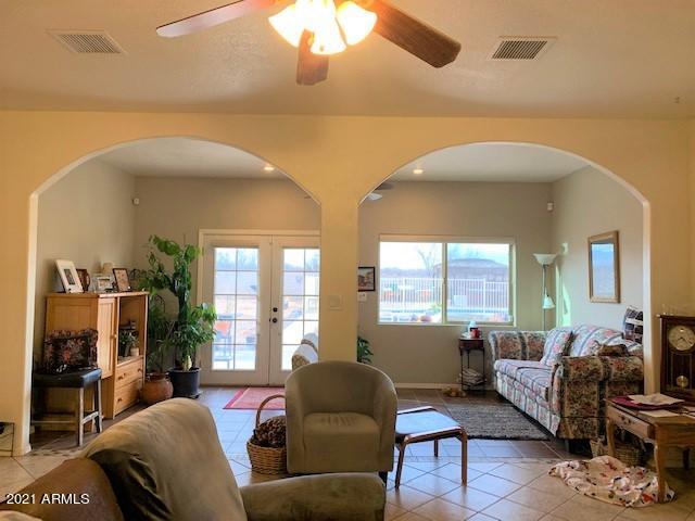 RIO RANCHO ESTATES UNIT 2 - Residential