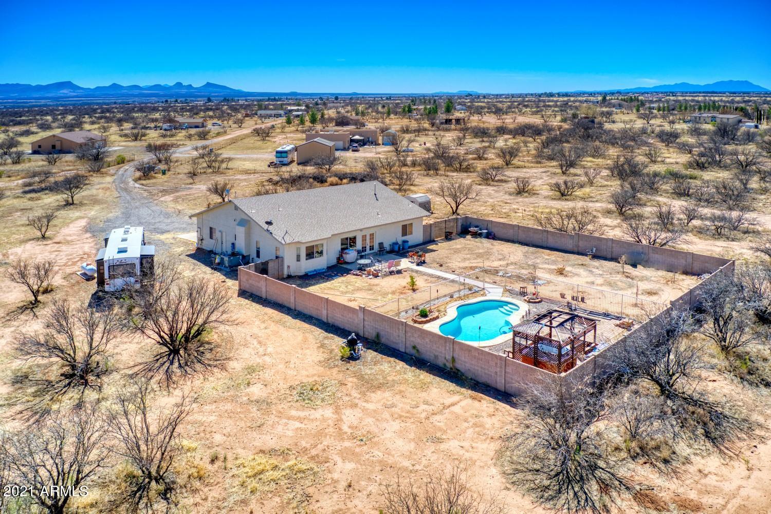 RIO RANCHO ESTATES UNIT 2 - Residential