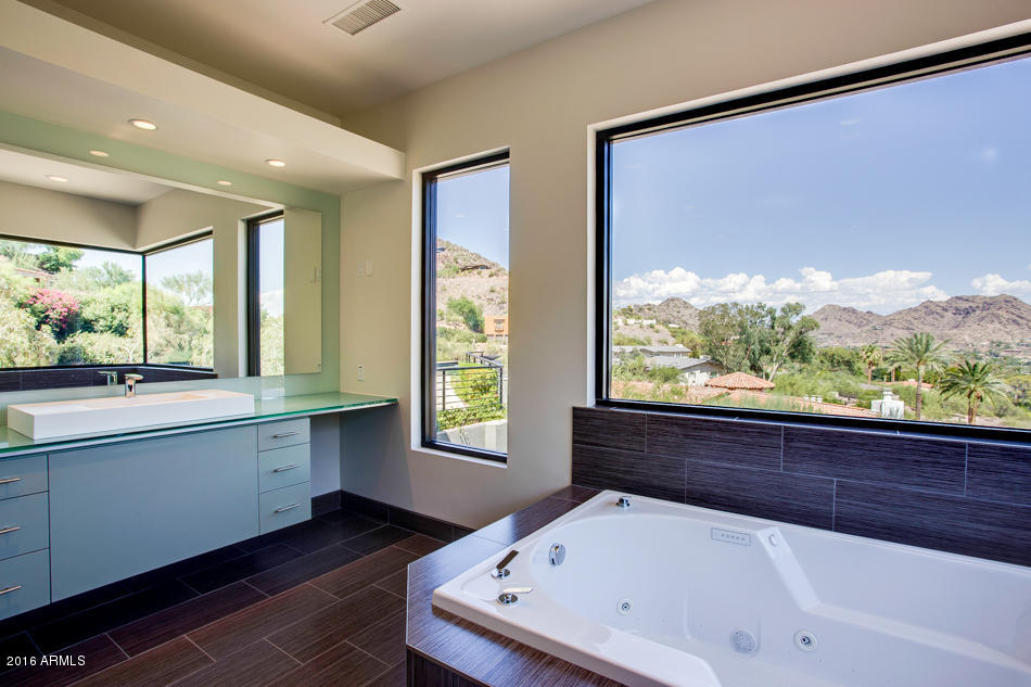 CLEARWATER HILLS PRVT ROADS & TR A - Residential