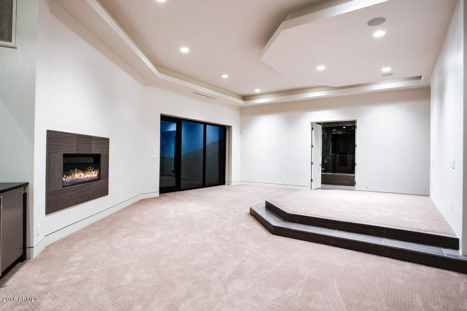 CLEARWATER HILLS PRVT ROADS & TR A - Residential
