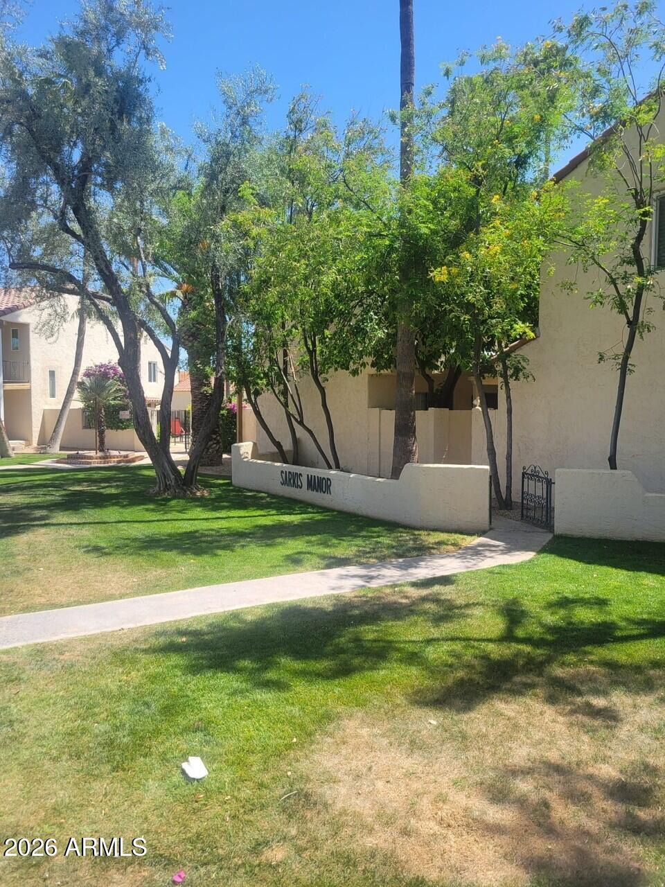 SARKIS MANOR CONDOMINIUM - Residential Lease