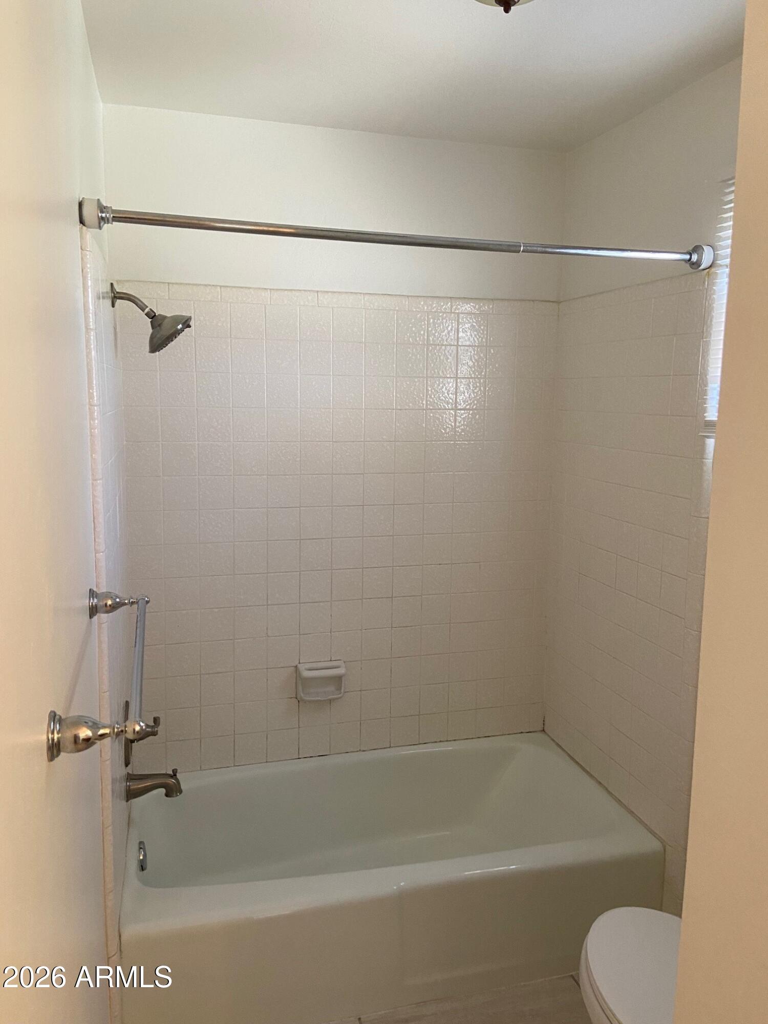 SARKIS MANOR CONDOMINIUM - Residential Lease