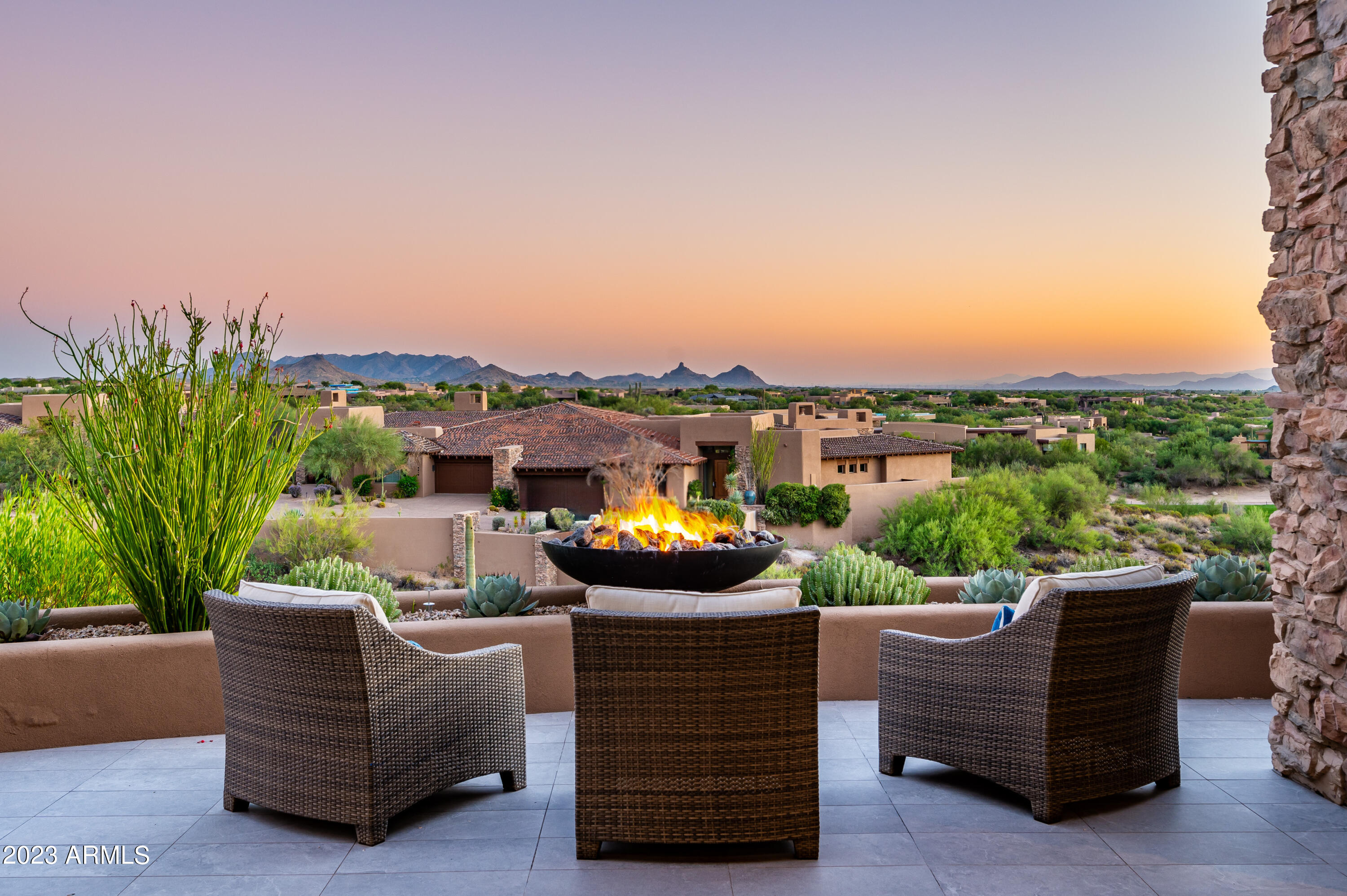 DESERT MOUNTAIN - Residential