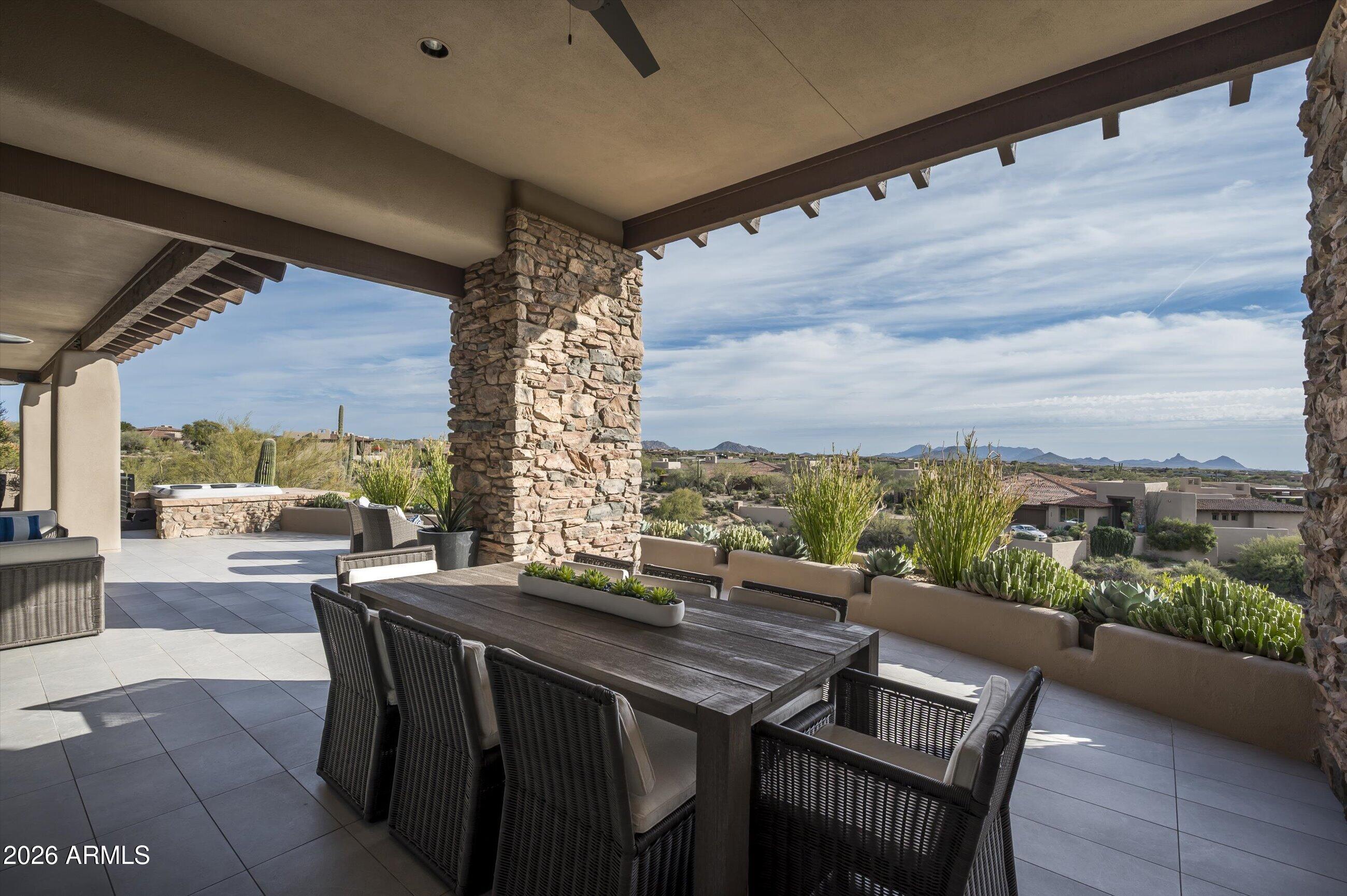DESERT MOUNTAIN - Residential