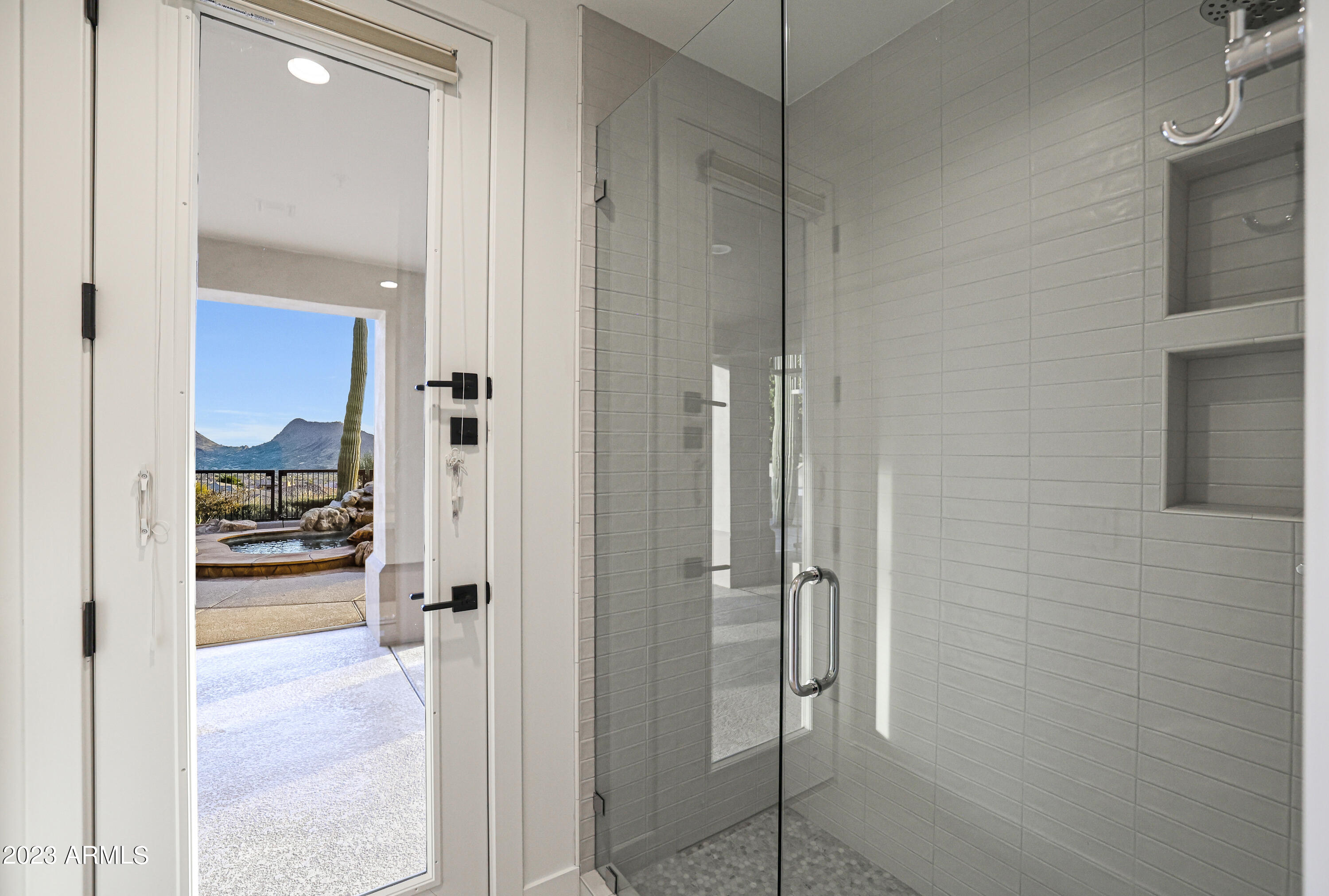 SCOTTSDALE MOUNTAIN - Residential