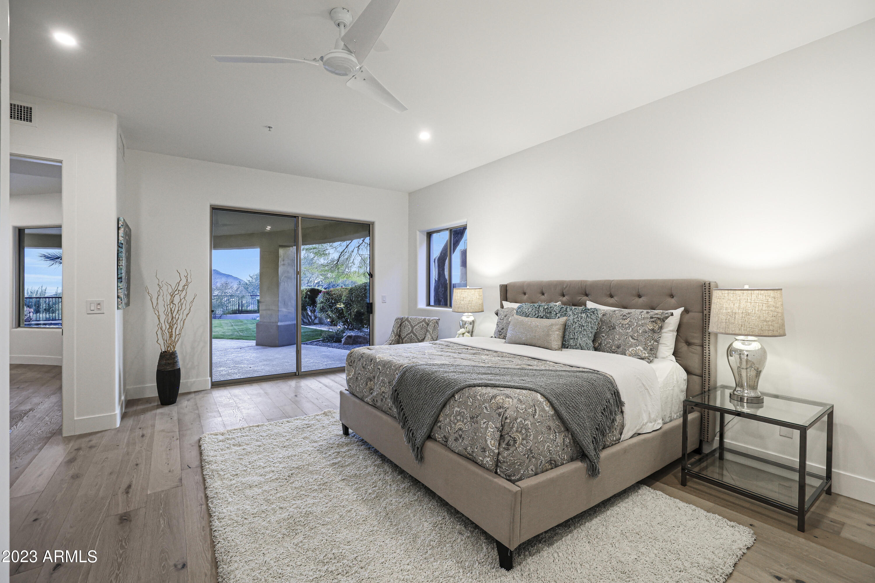 SCOTTSDALE MOUNTAIN - Residential