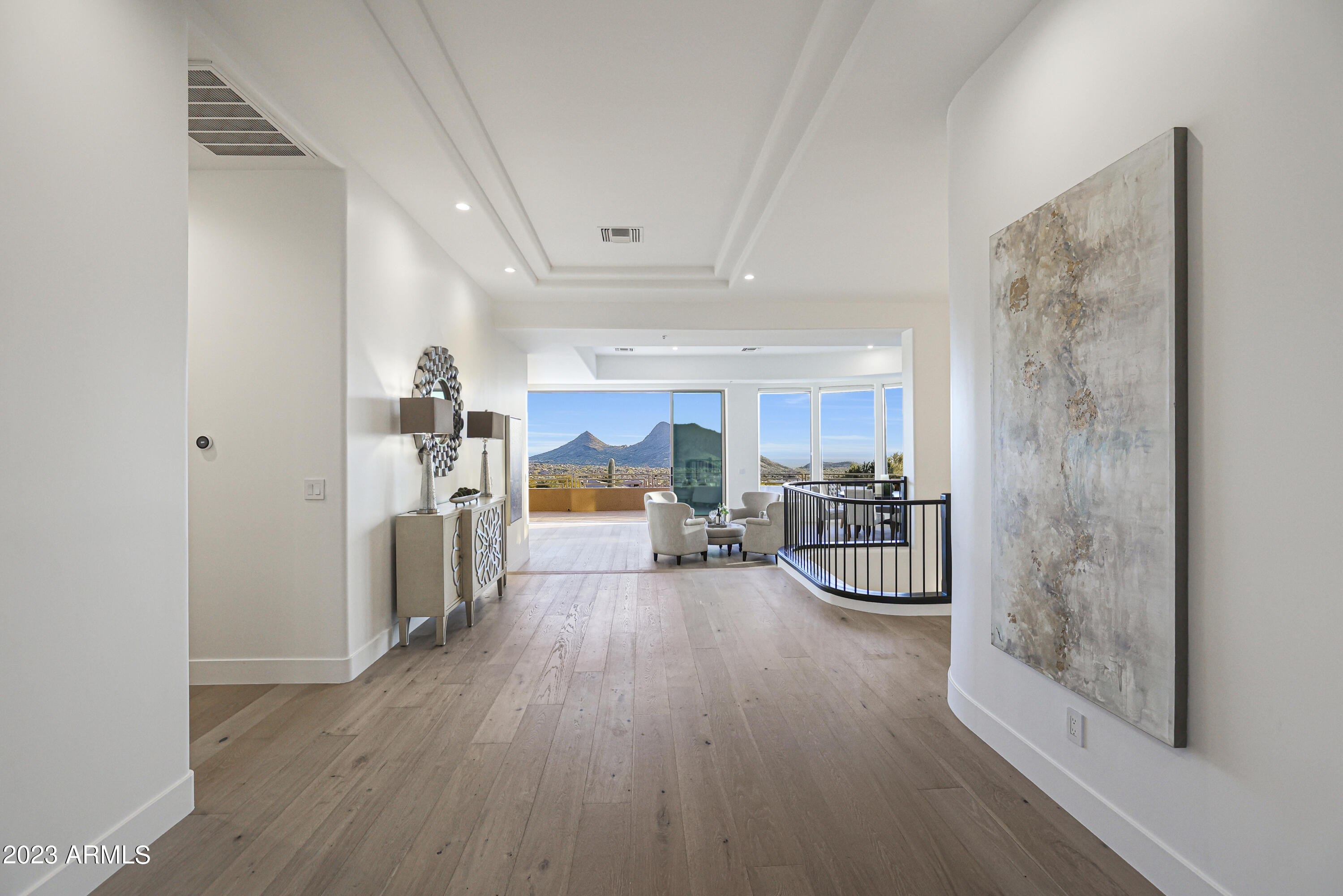 SCOTTSDALE MOUNTAIN - Residential
