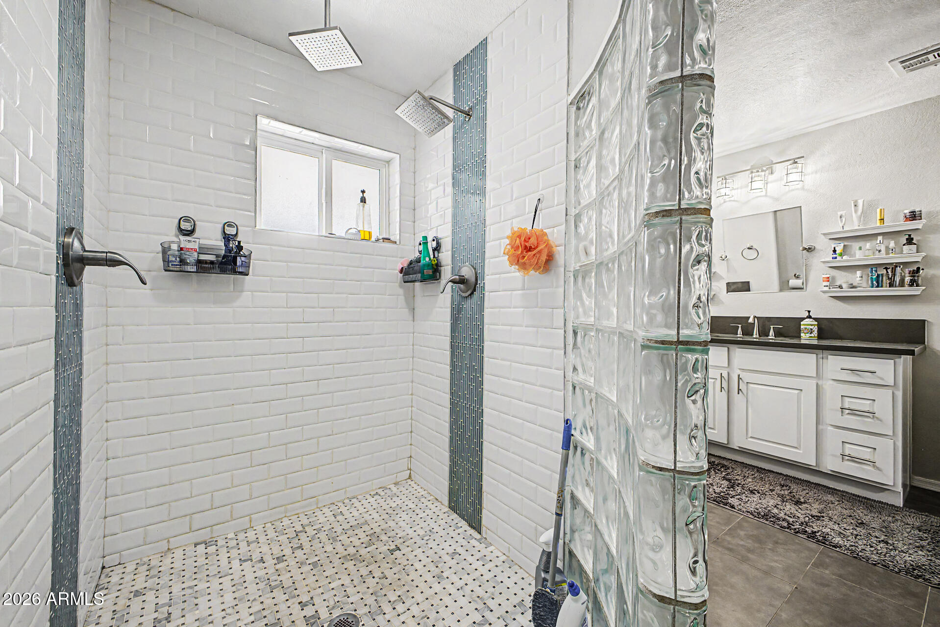 SUHUARO HILLS ESTATES 2 - Residential