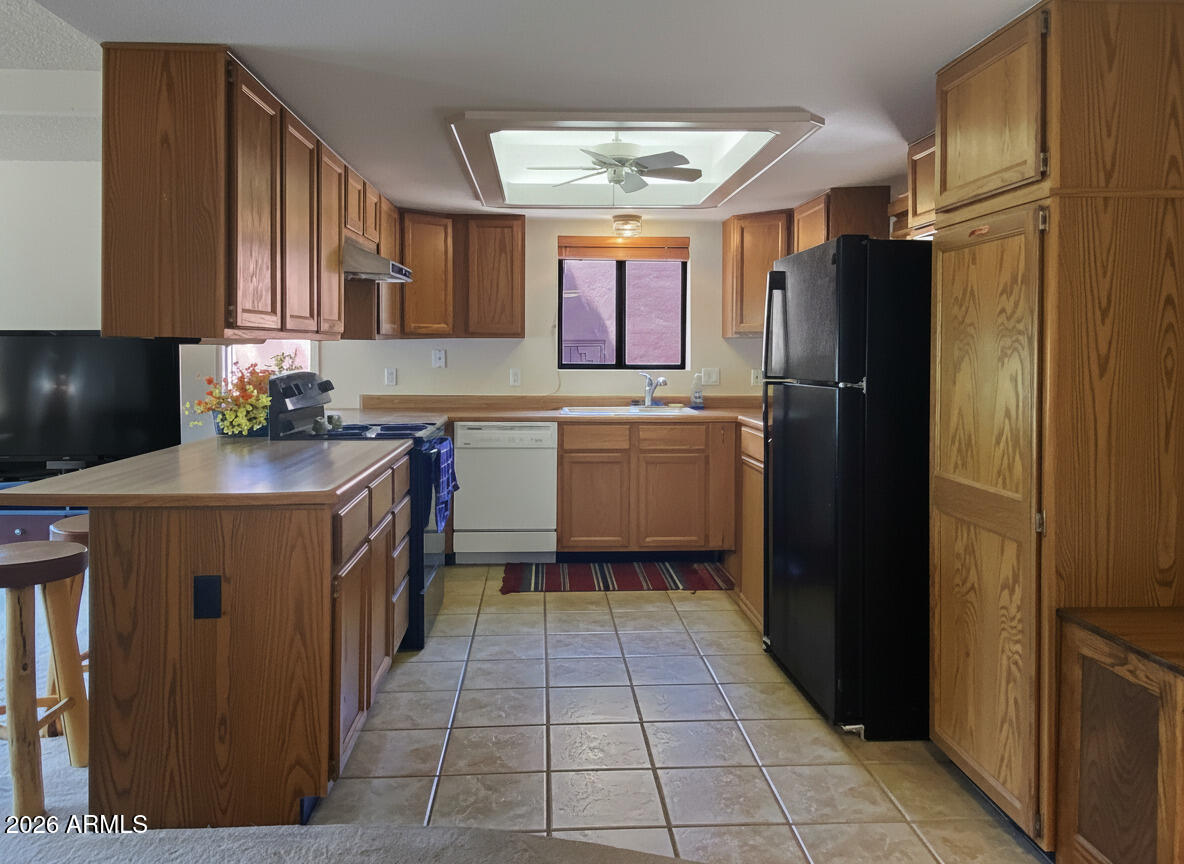 ROLLING HILLS ESTATES 3 - Residential