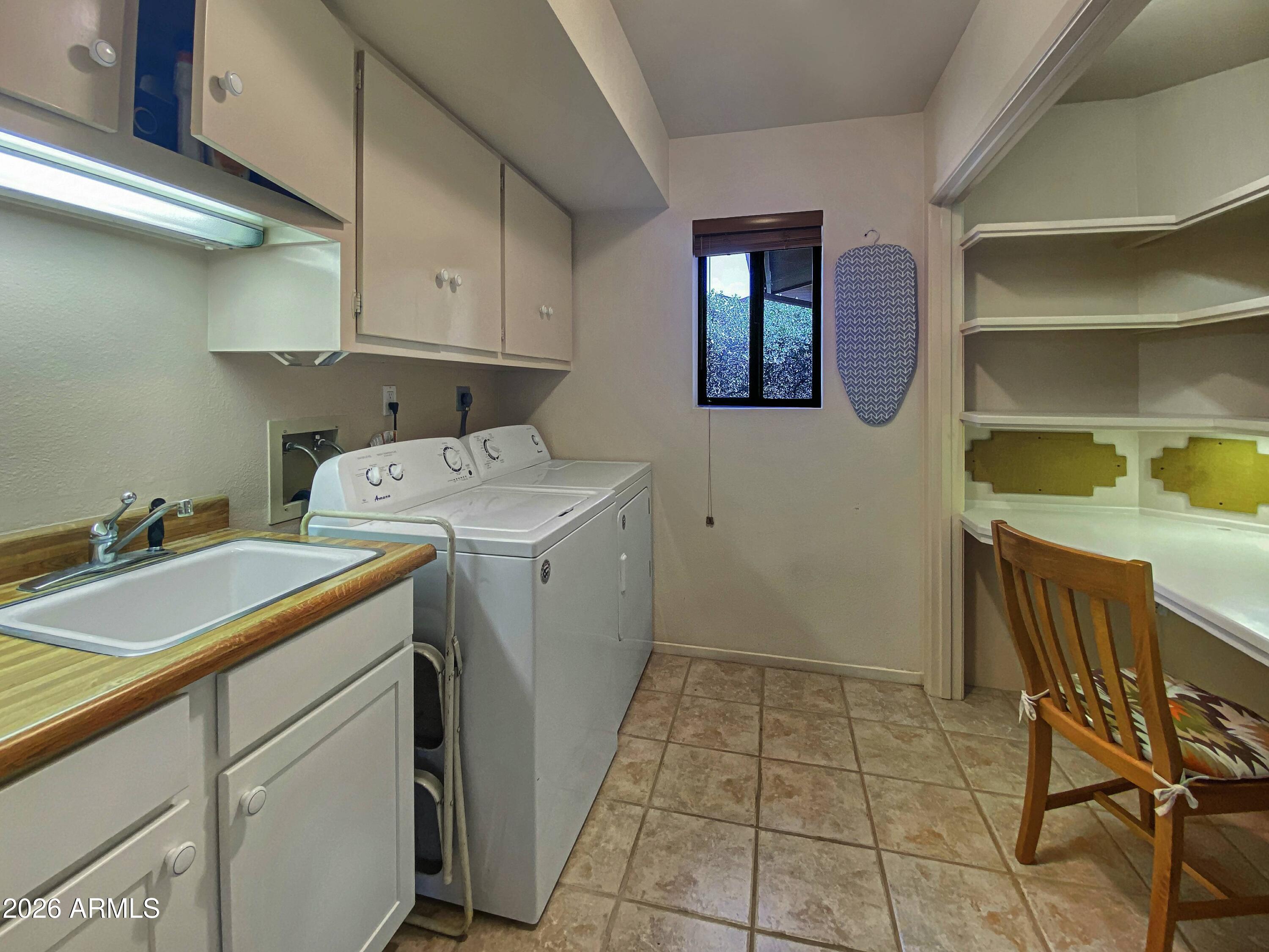 ROLLING HILLS ESTATES 3 - Residential