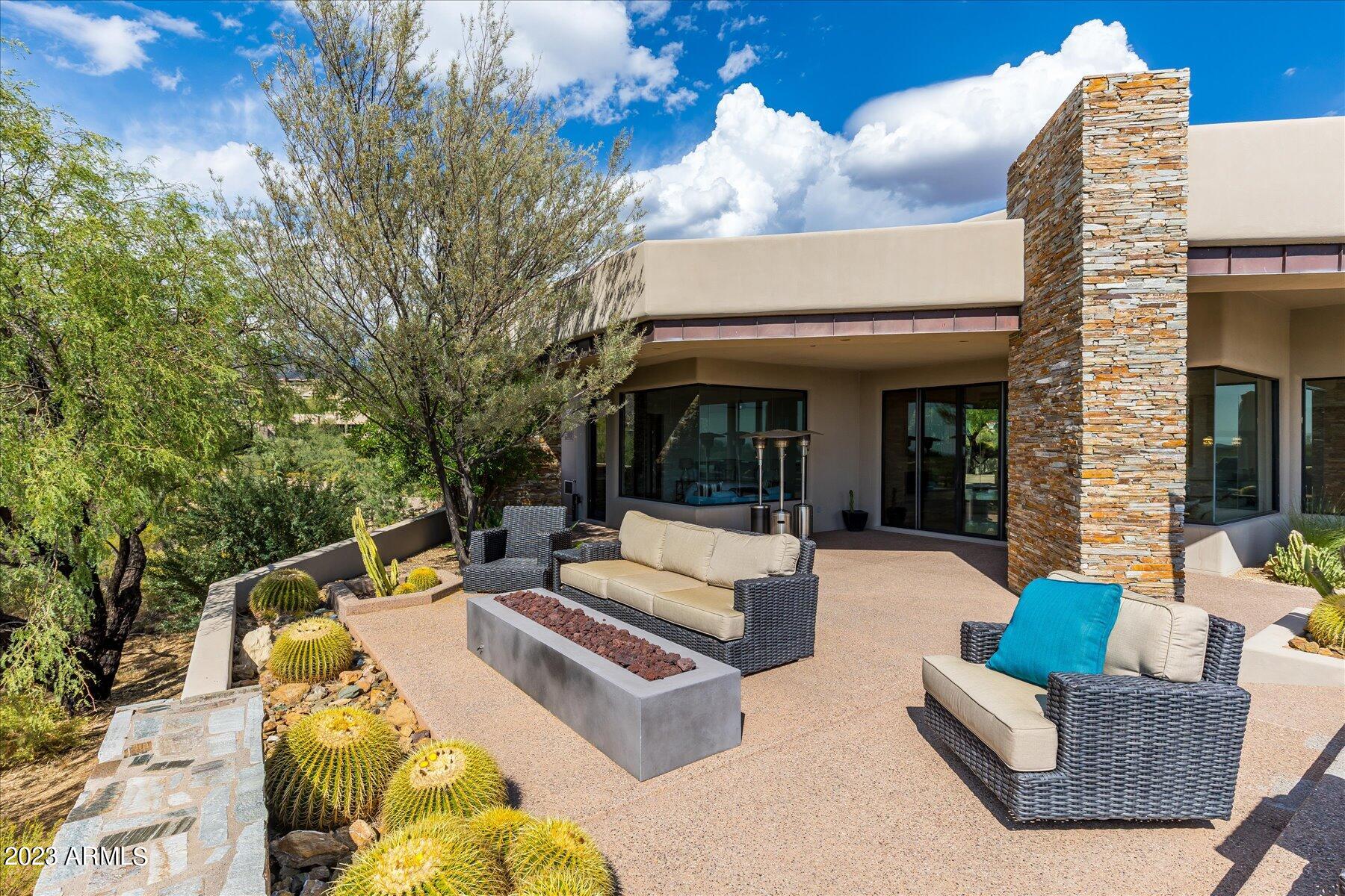 DESERT MOUNTAIN - Residential