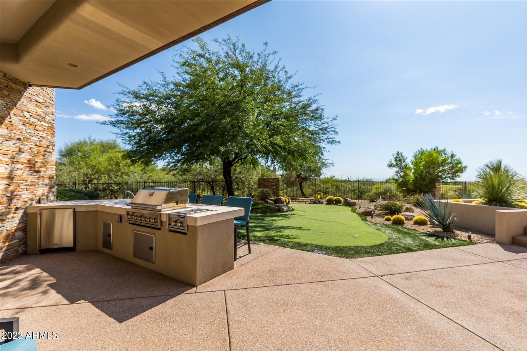 DESERT MOUNTAIN - Residential