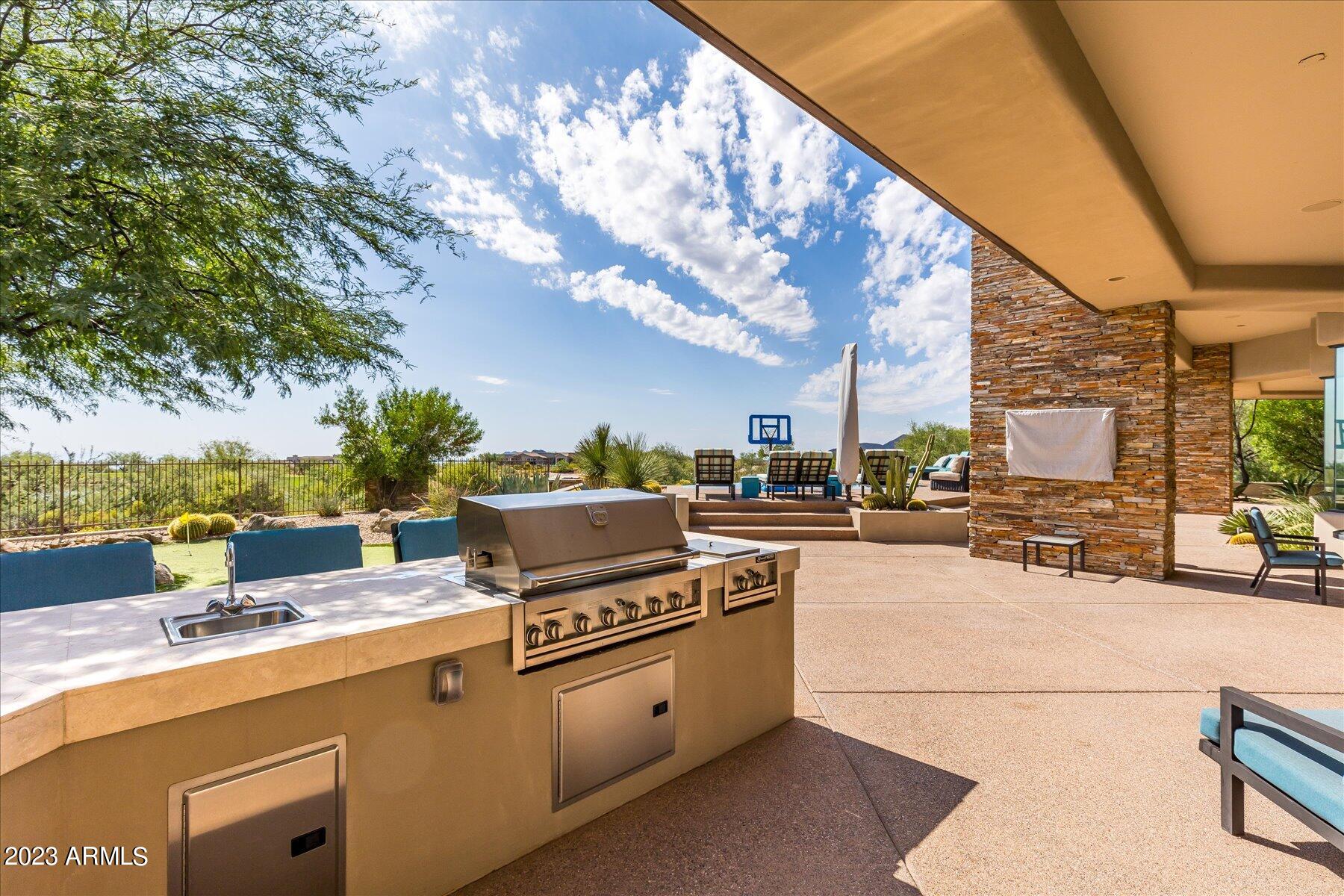 DESERT MOUNTAIN - Residential