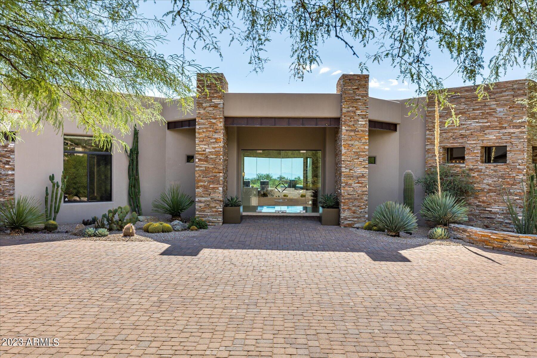 DESERT MOUNTAIN - Residential
