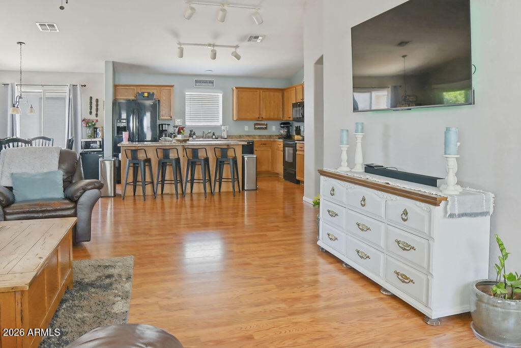 THOMPSON RANCH PHASE 1 AND 2 - Residential