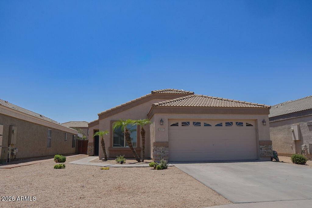 THOMPSON RANCH PHASE 1 AND 2 - Residential