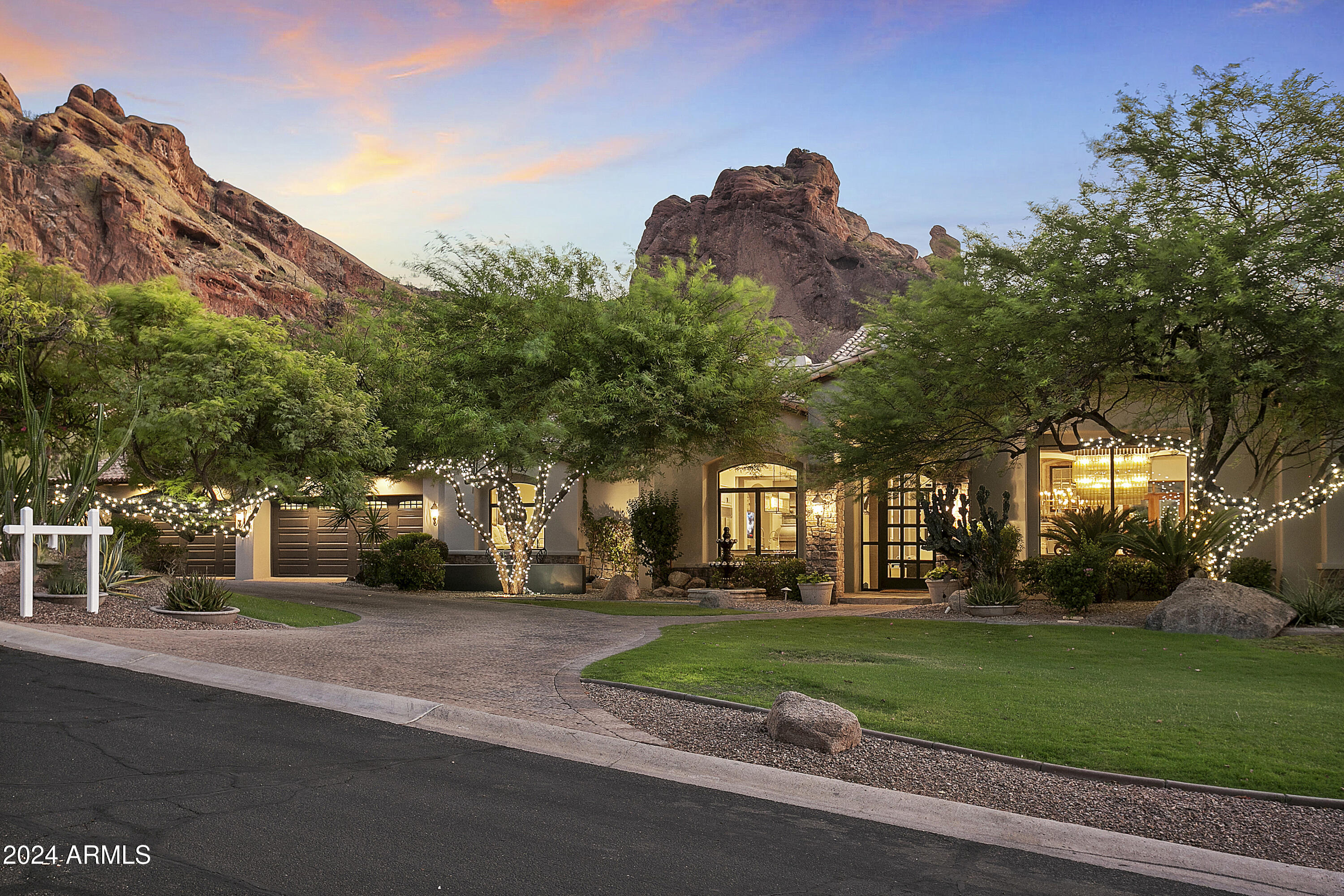 STONE CANYON EAST - Residential