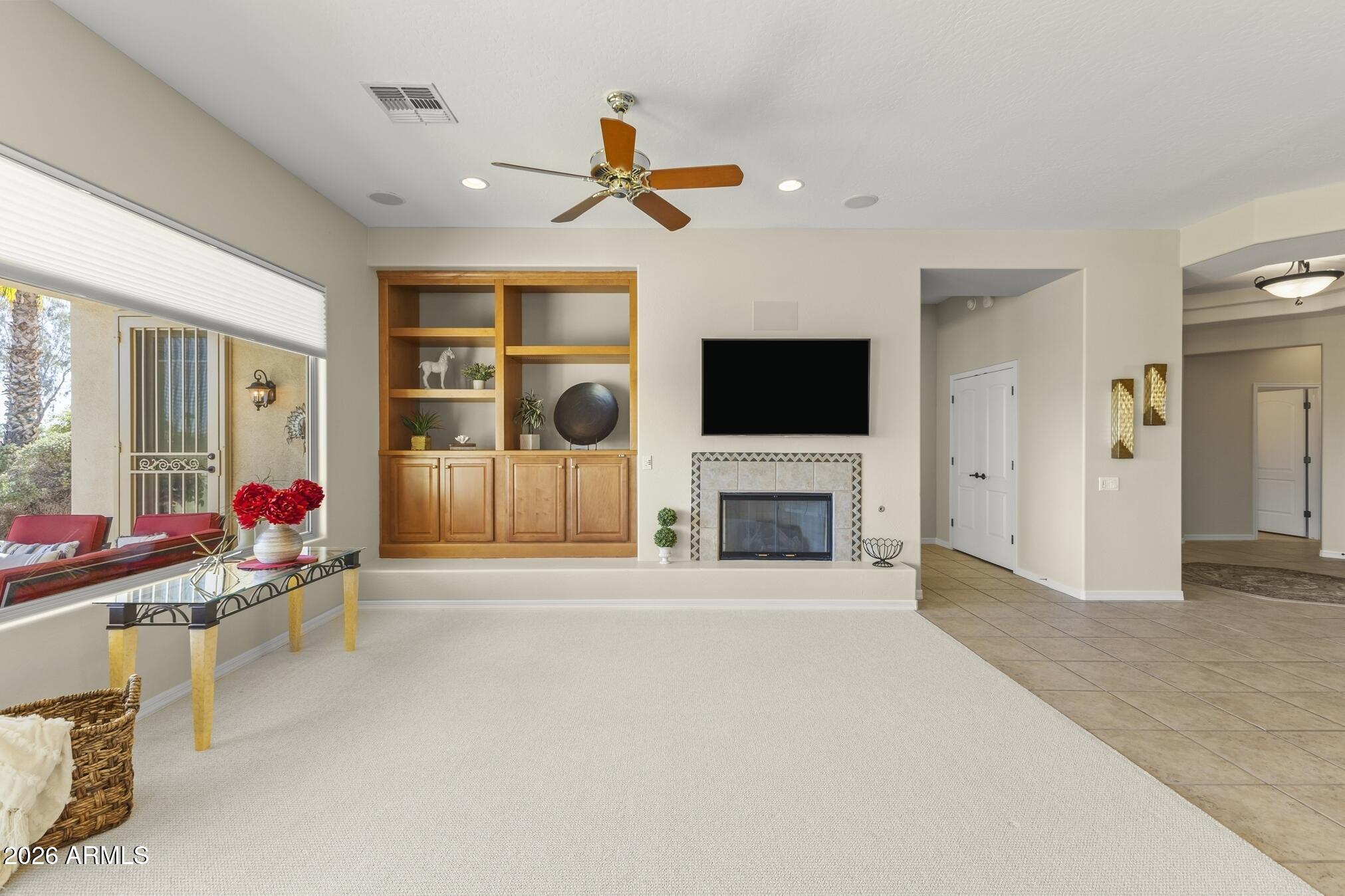 CORTE BELLA COUNTRY CLUB LA SALINAS UNIT 5 - Residential