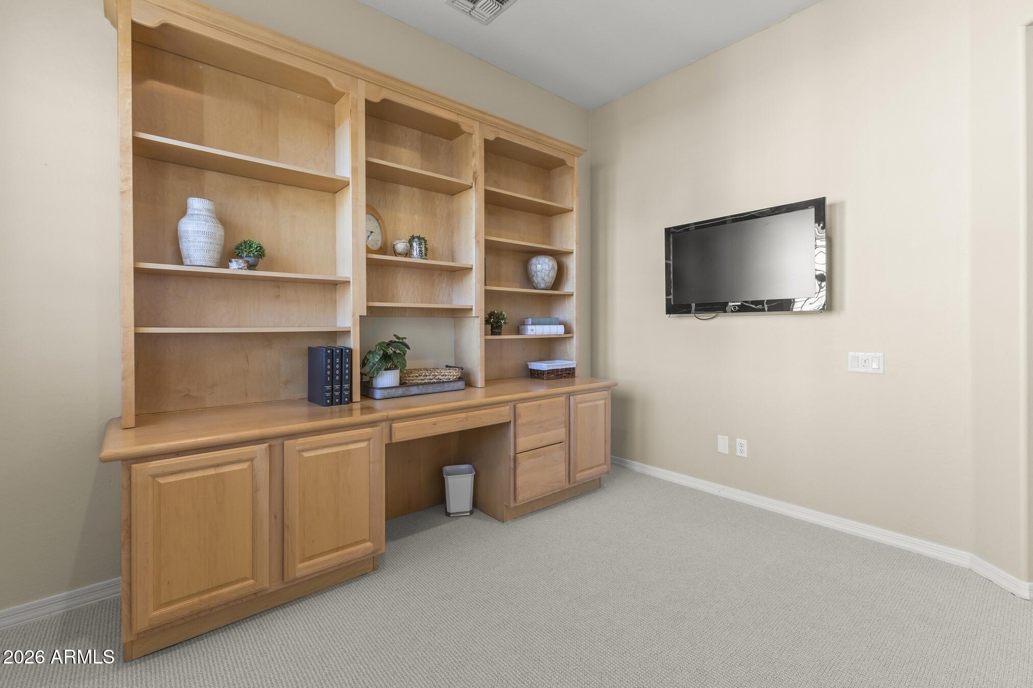 CORTE BELLA COUNTRY CLUB LA SALINAS UNIT 5 - Residential