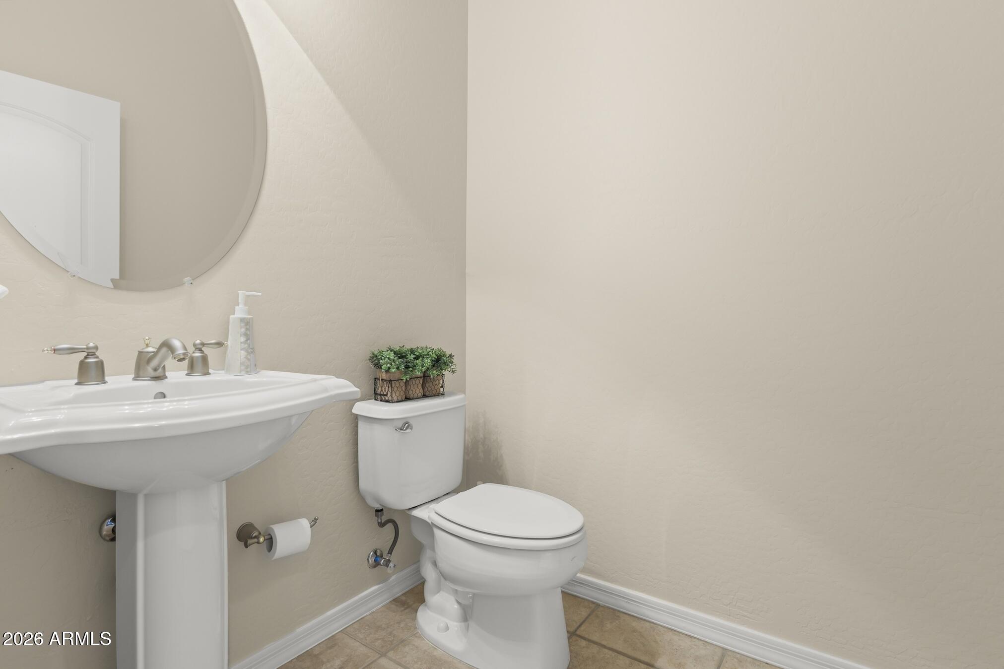 CORTE BELLA COUNTRY CLUB LA SALINAS UNIT 5 - Residential