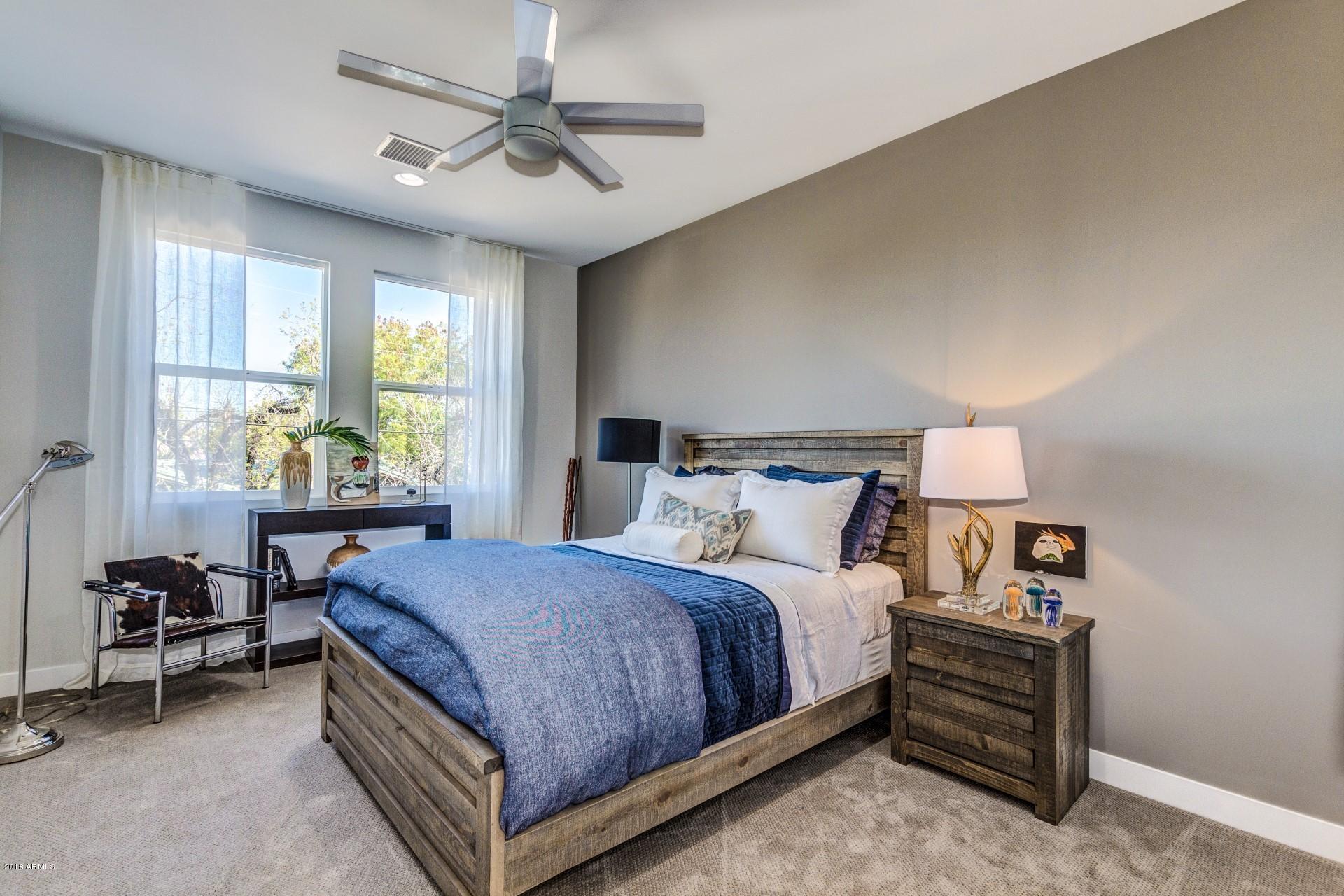 5TH STREET TOWNHOUSES - Residential Income