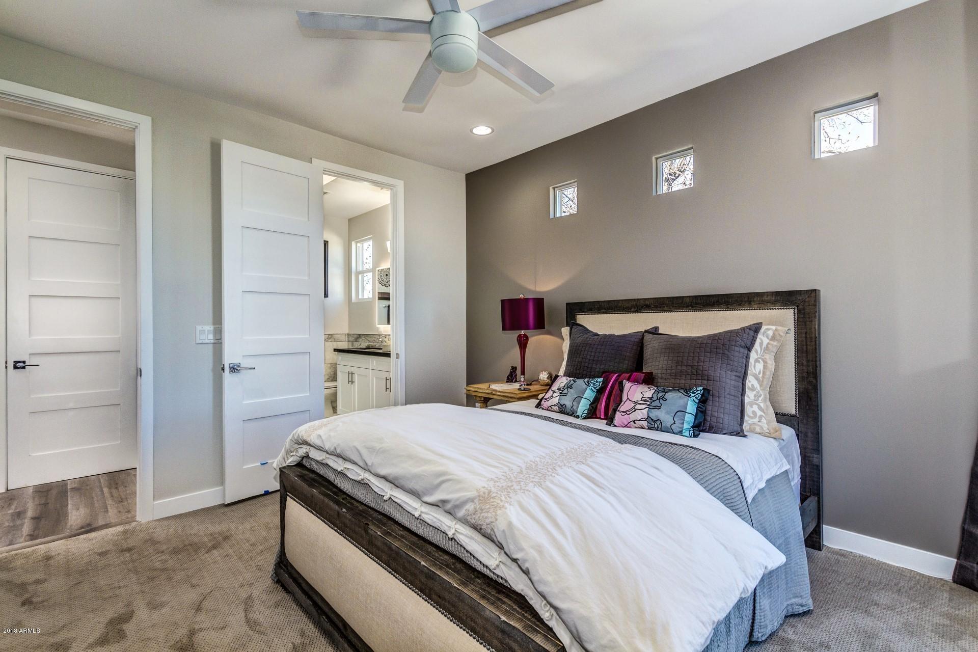 5TH STREET TOWNHOUSES - Residential Income