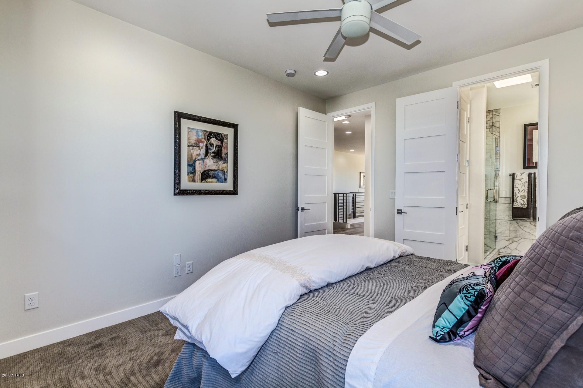 5TH STREET TOWNHOUSES - Residential Income