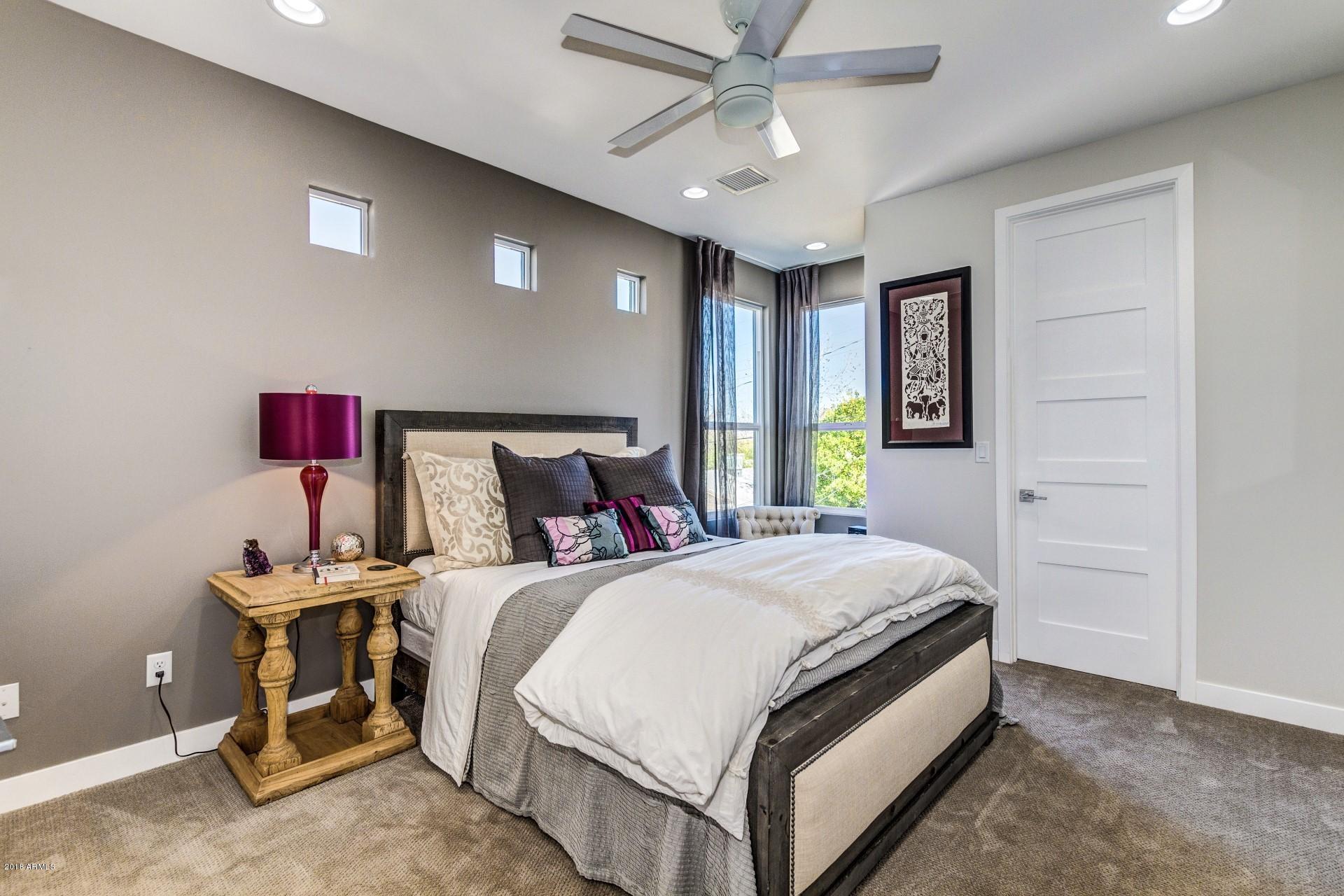 5TH STREET TOWNHOUSES - Residential Income