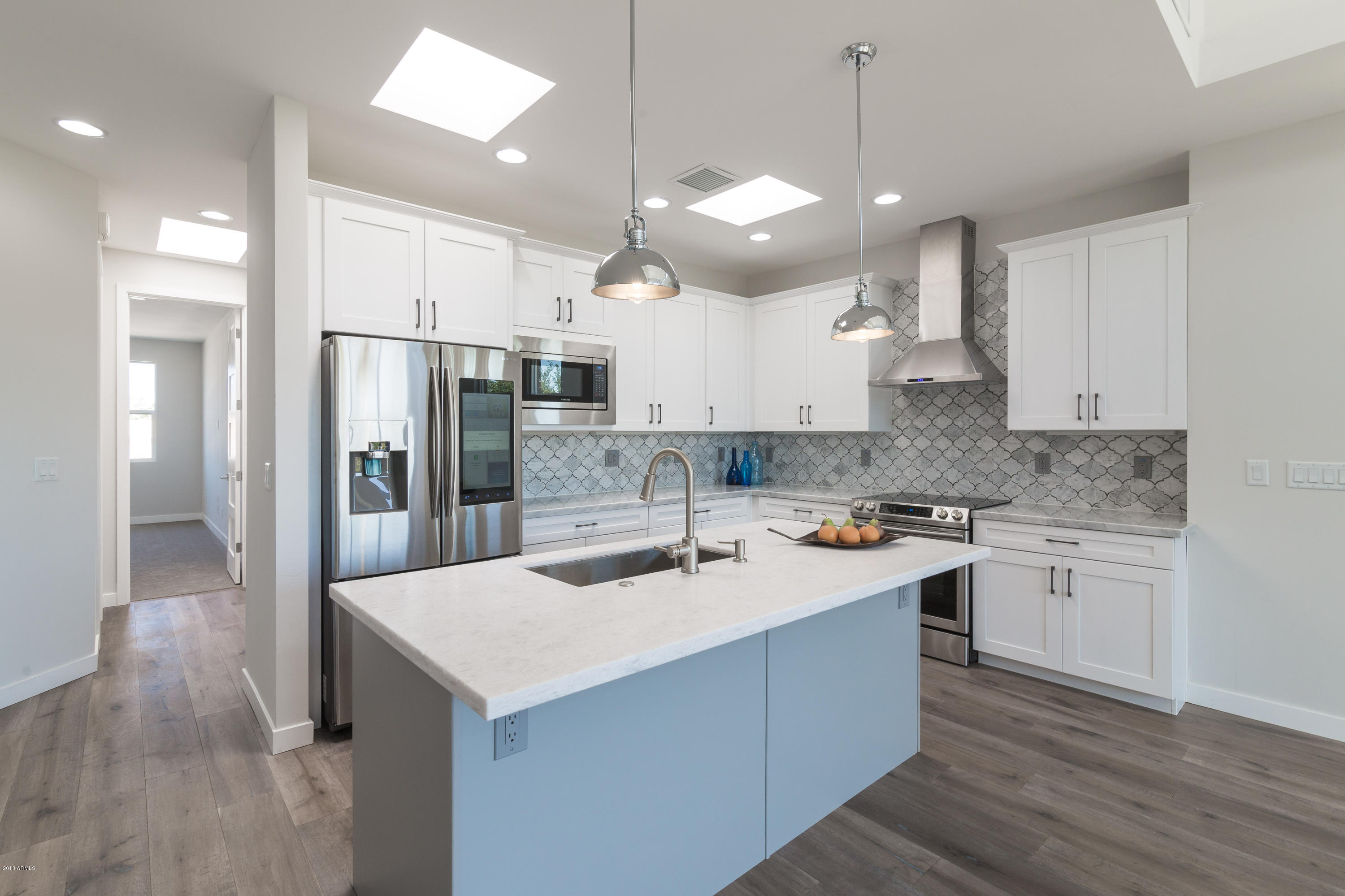 5TH STREET TOWNHOUSES - Residential Income