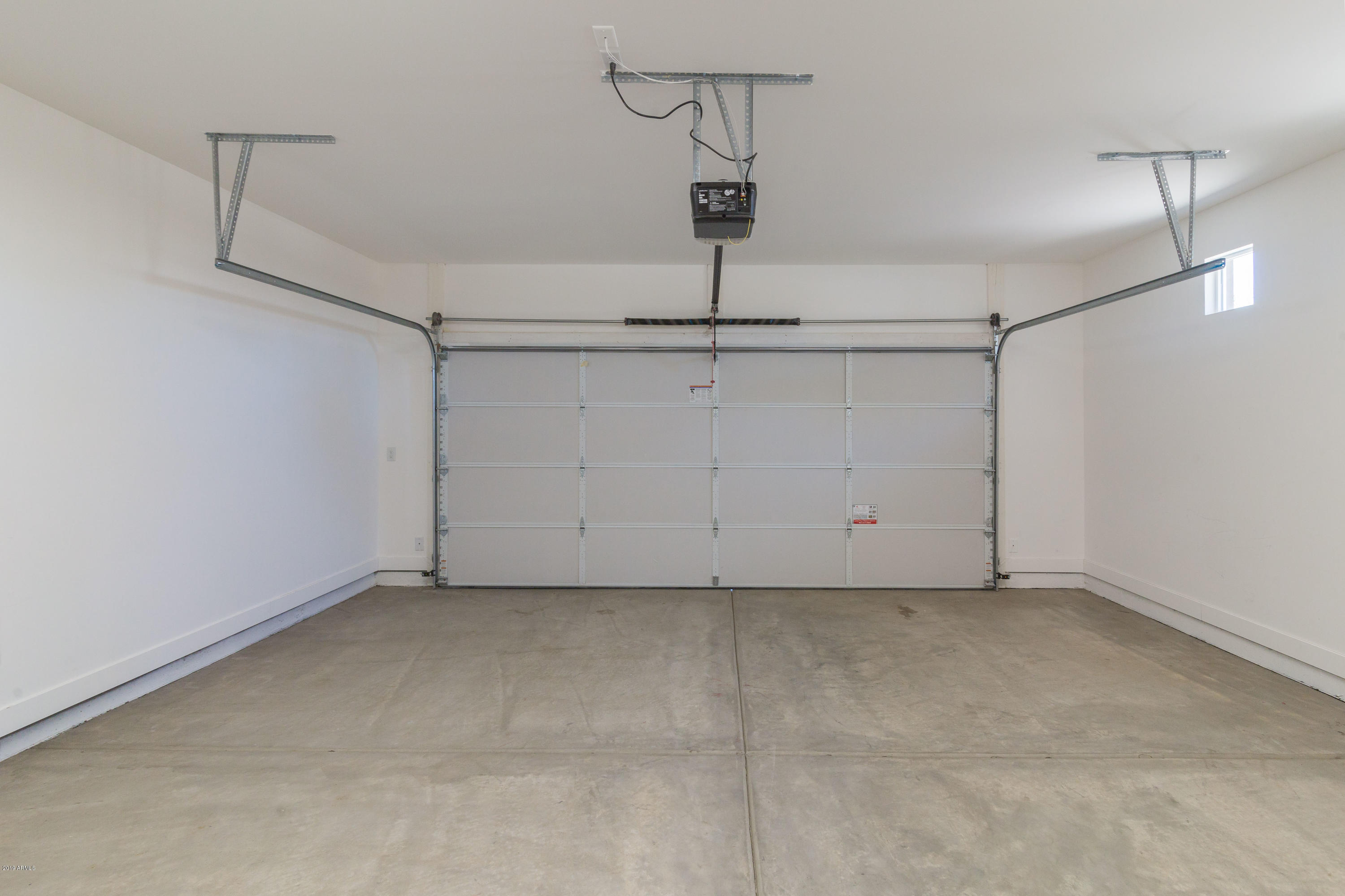 5TH STREET TOWNHOUSES - Residential Income