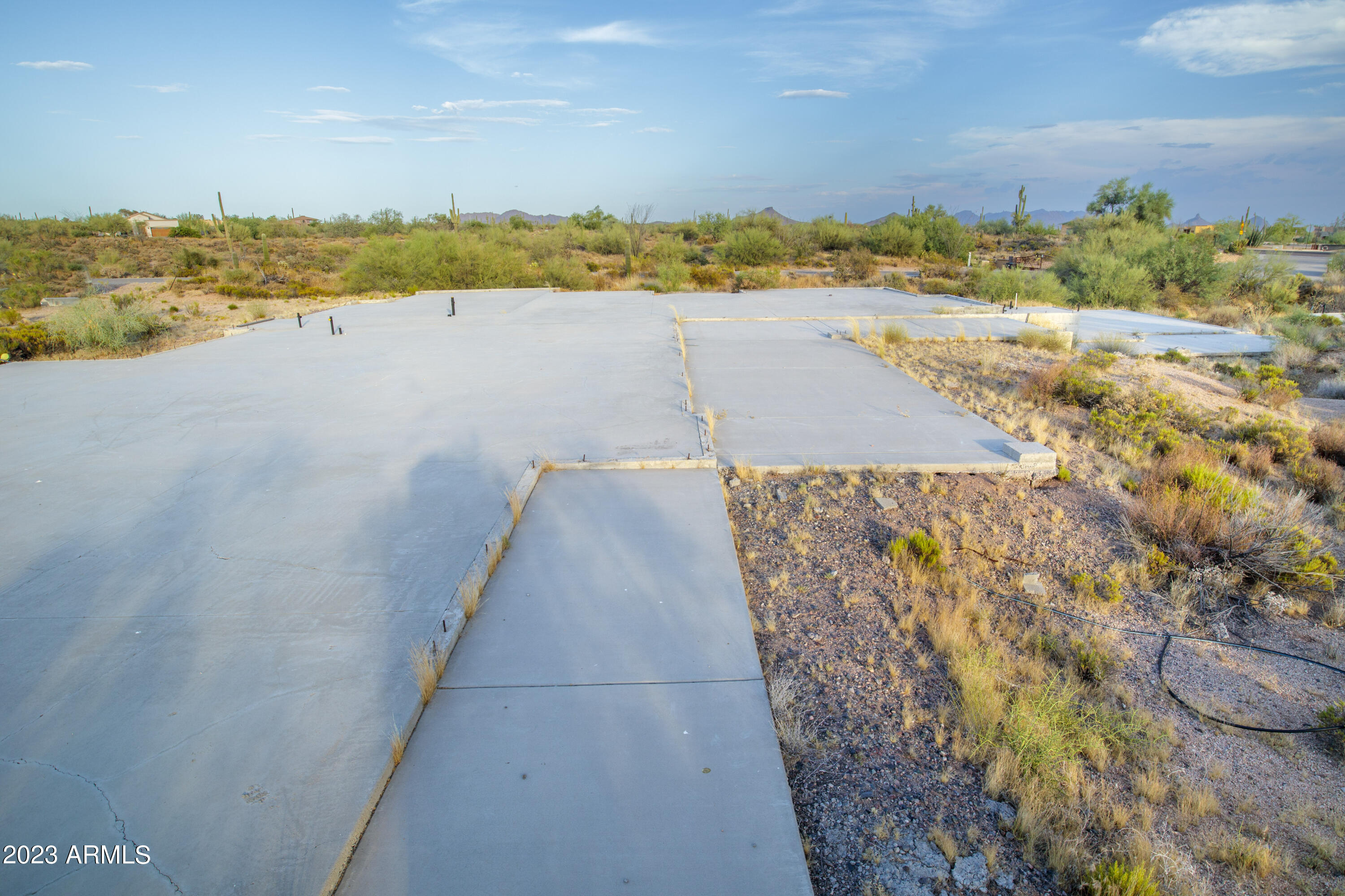 SUN ROCK ESTATES - Land