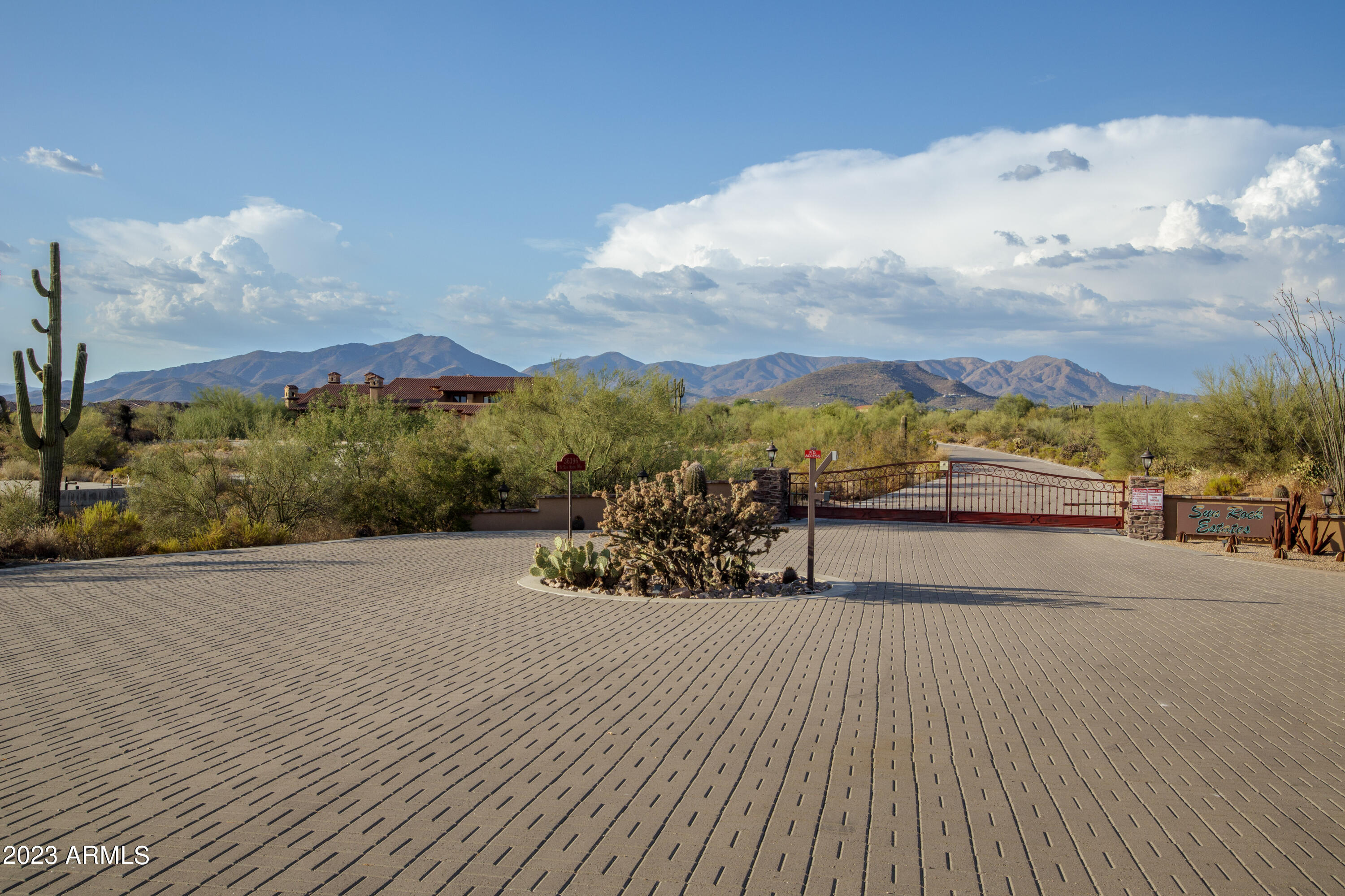 SUN ROCK ESTATES - Land