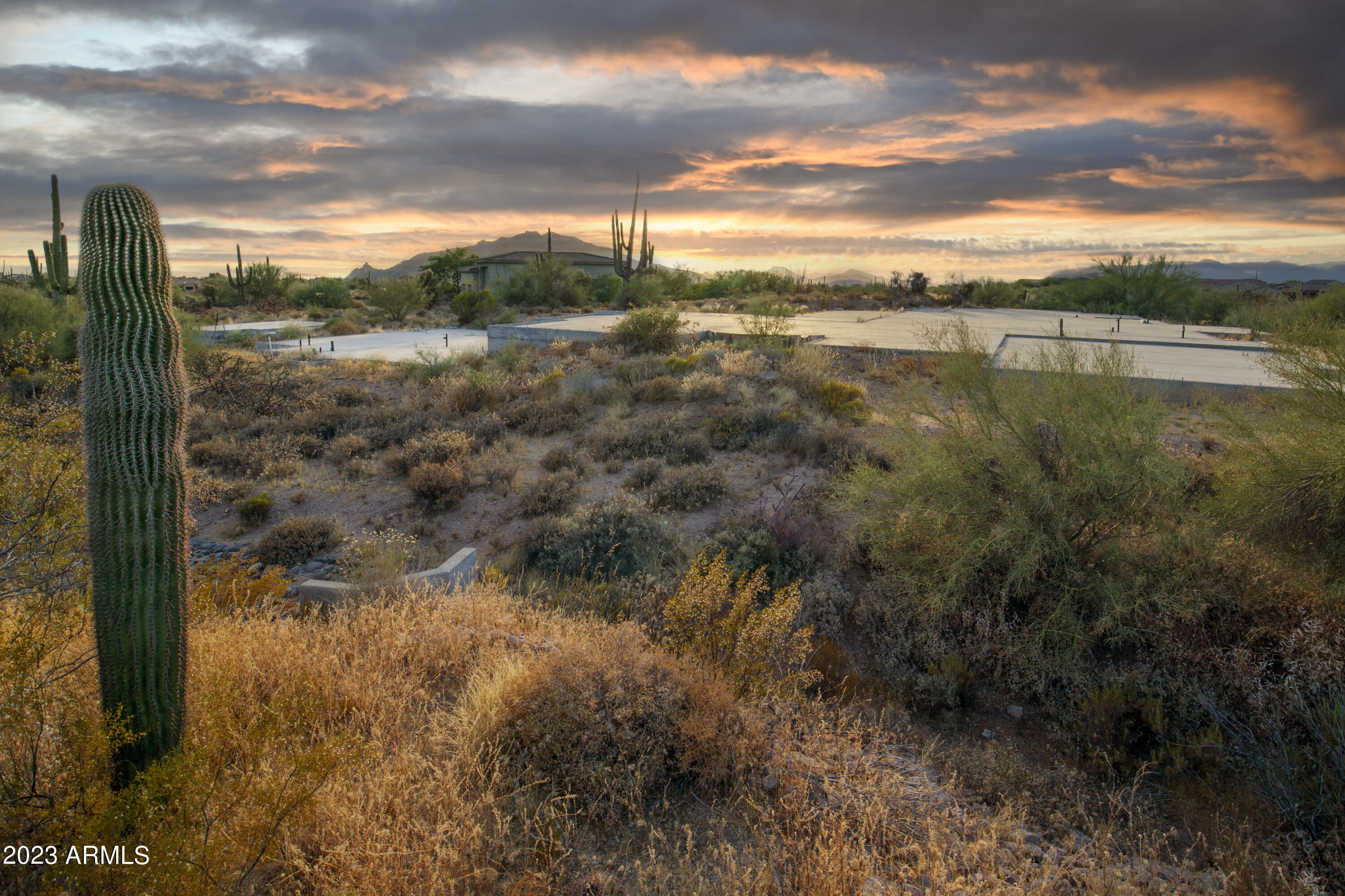 SUN ROCK ESTATES - Land
