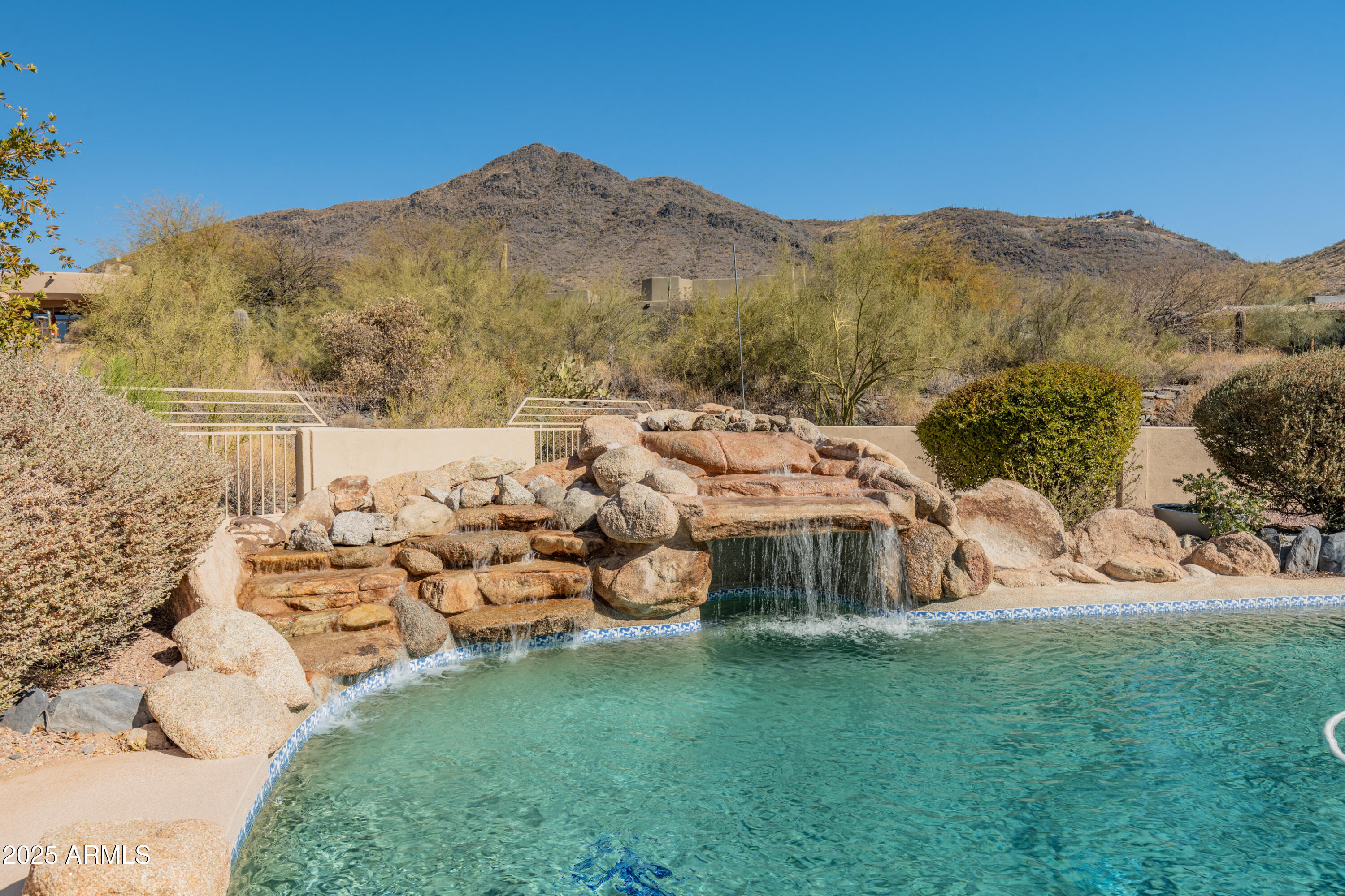CAREFREE SENTINEL ROCK ESTATES 2 LOT 63-133 - Residential