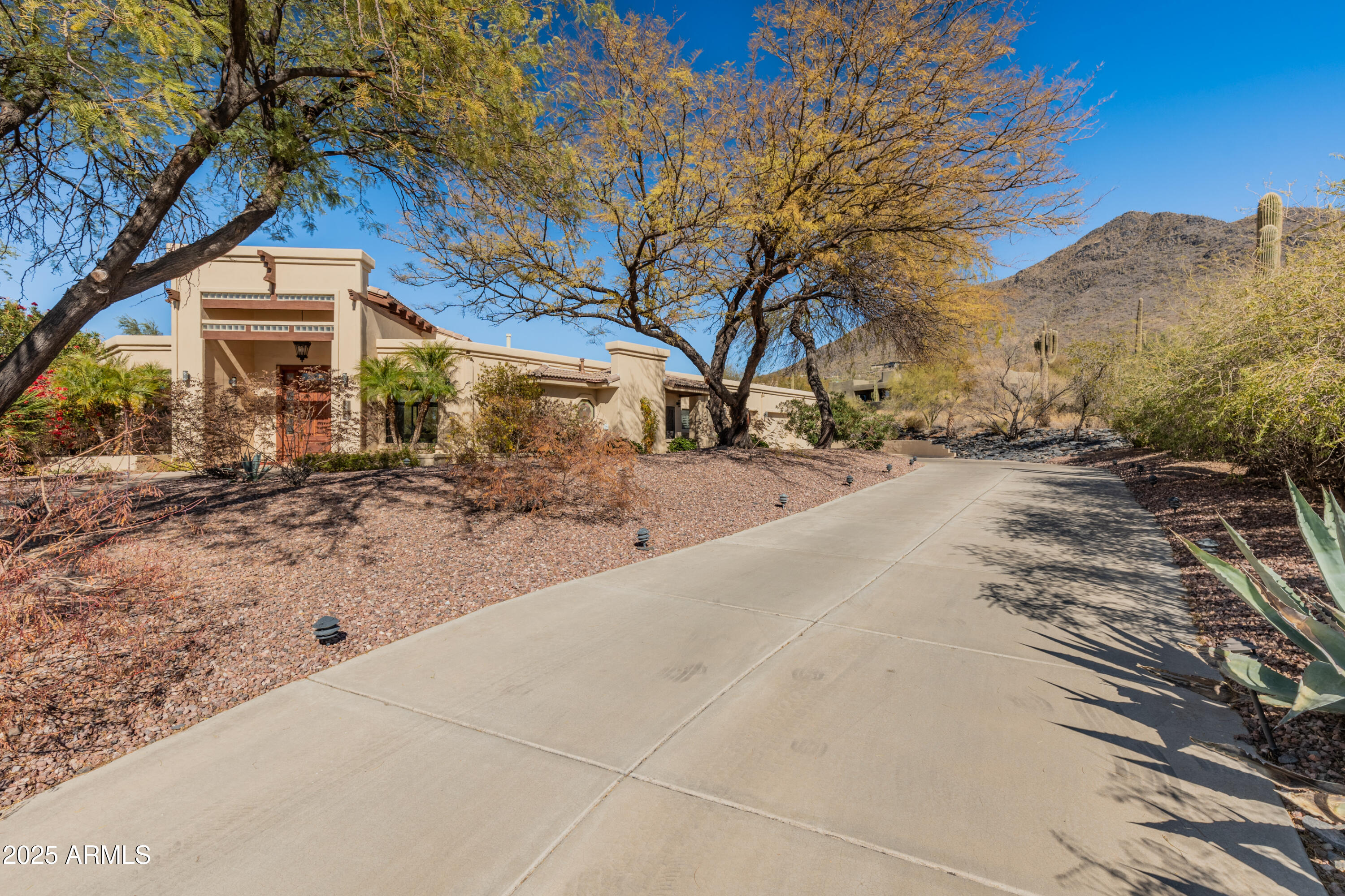 CAREFREE SENTINEL ROCK ESTATES 2 LOT 63-133 - Residential