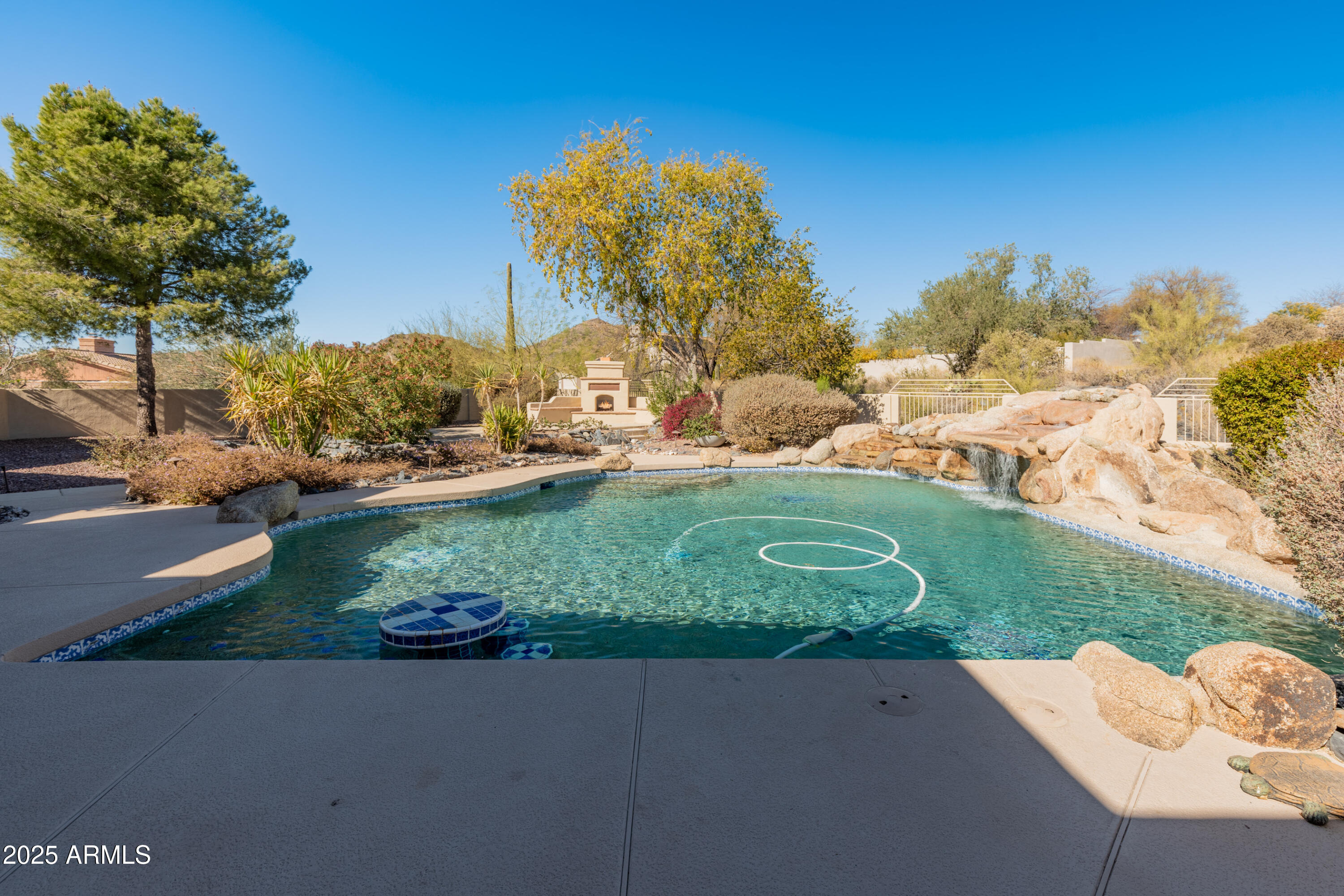 CAREFREE SENTINEL ROCK ESTATES 2 LOT 63-133 - Residential