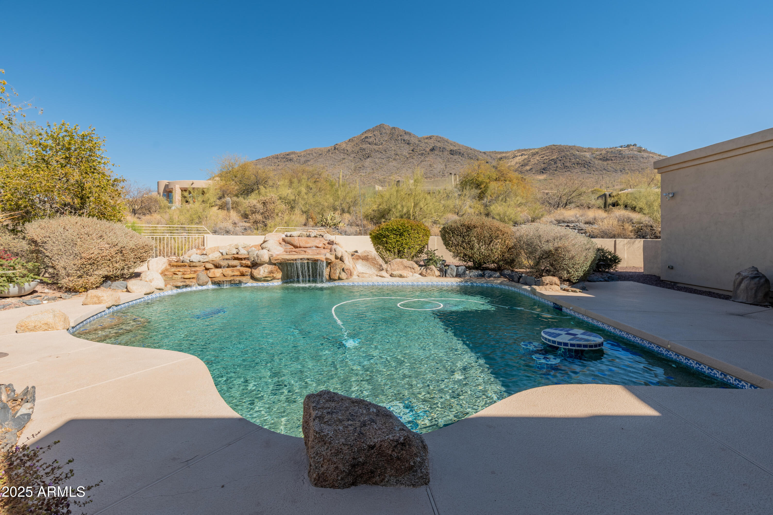 CAREFREE SENTINEL ROCK ESTATES 2 LOT 63-133 - Residential