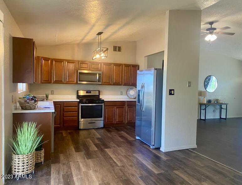 CIRCLE S RANCH ESTATES - Residential