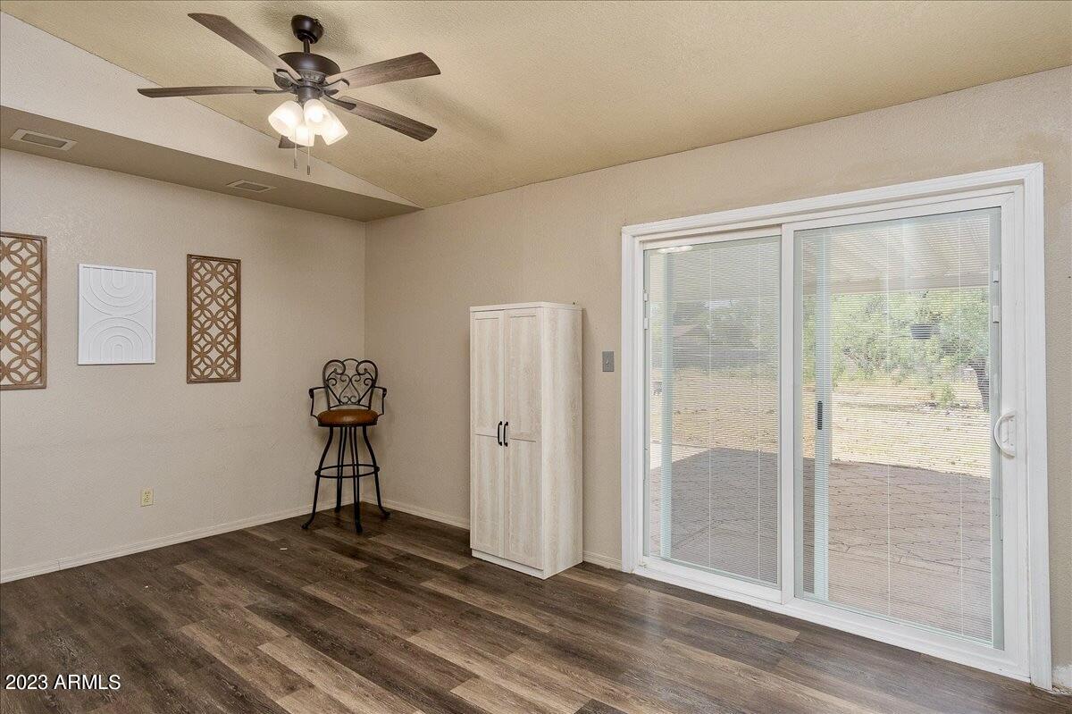 CIRCLE S RANCH ESTATES - Residential