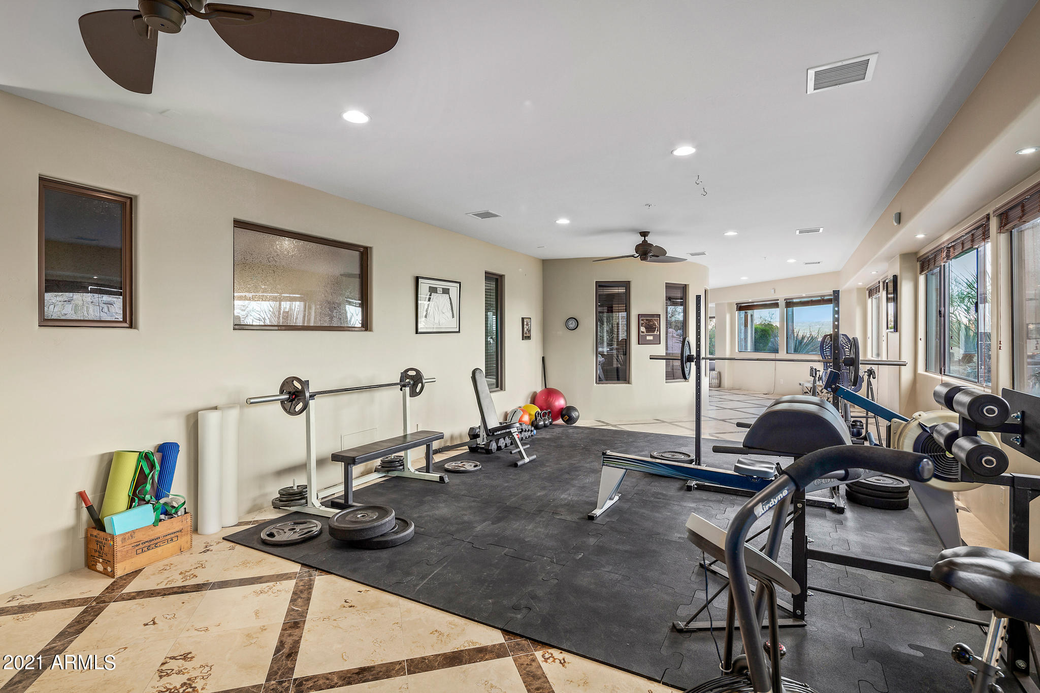 CAREFREE 3A AMD - Residential